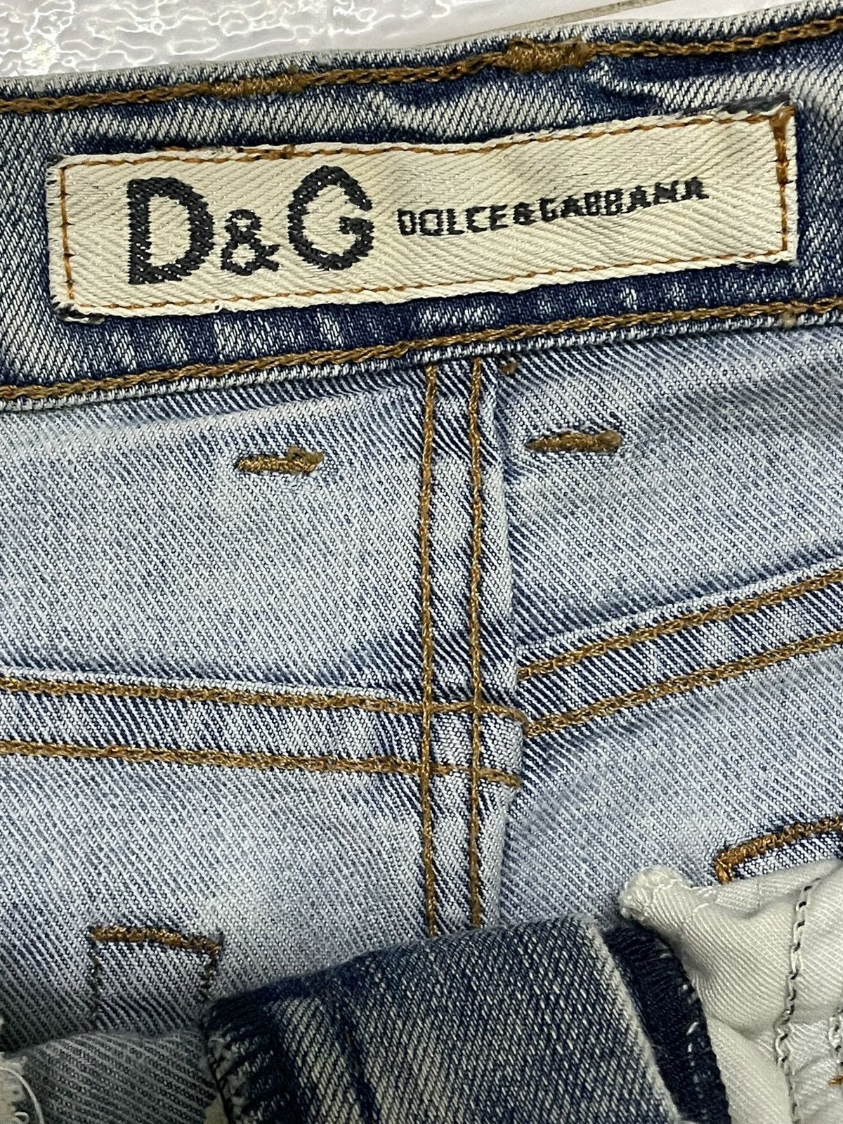 Dolce & Gabbana Vintage Dolce & Gabbana Distressed Denim Size US 26 / EU 42 - 13 Thumbnail