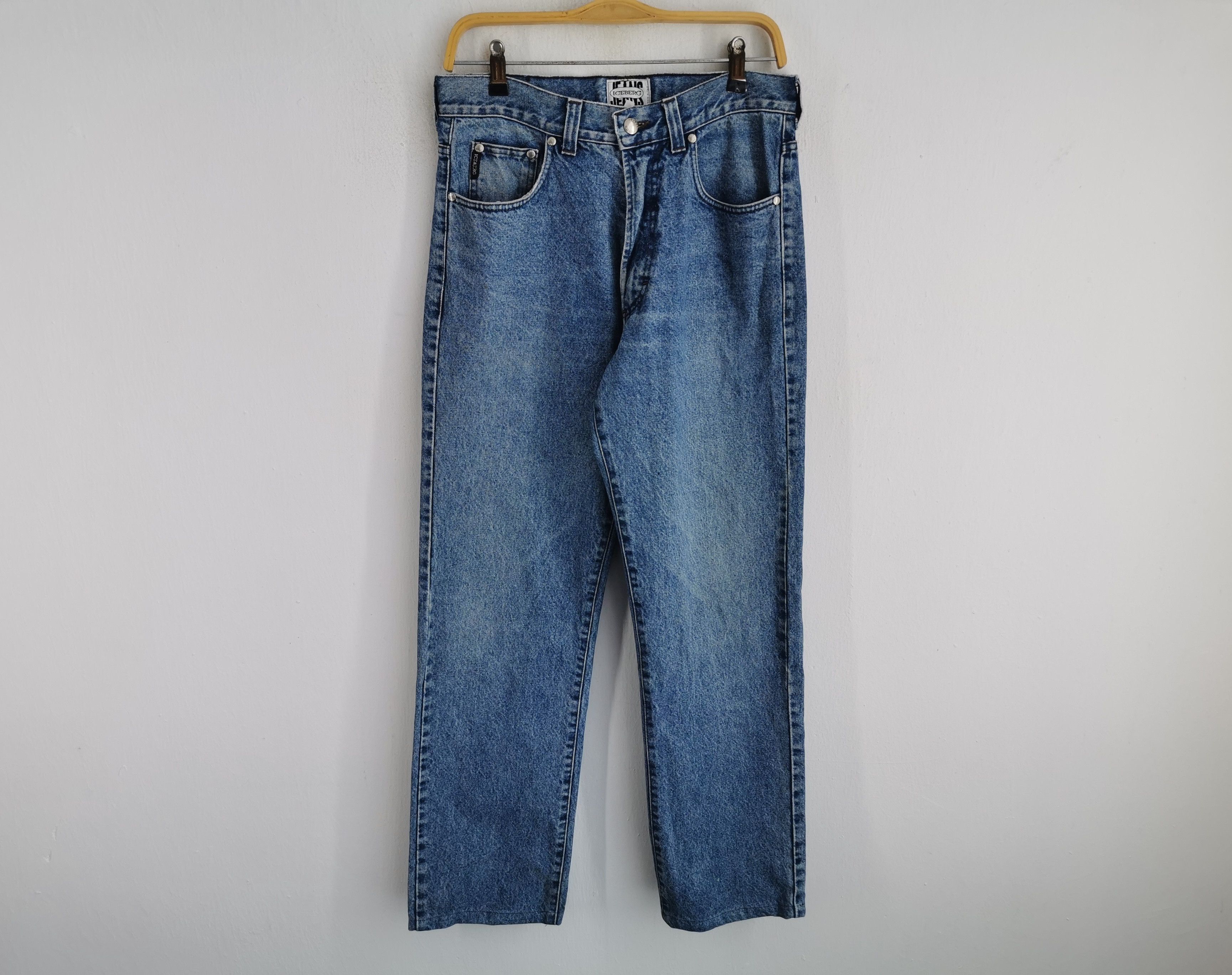 Vintage Iceberg Donald Duck Denim Made In Italy Size 32