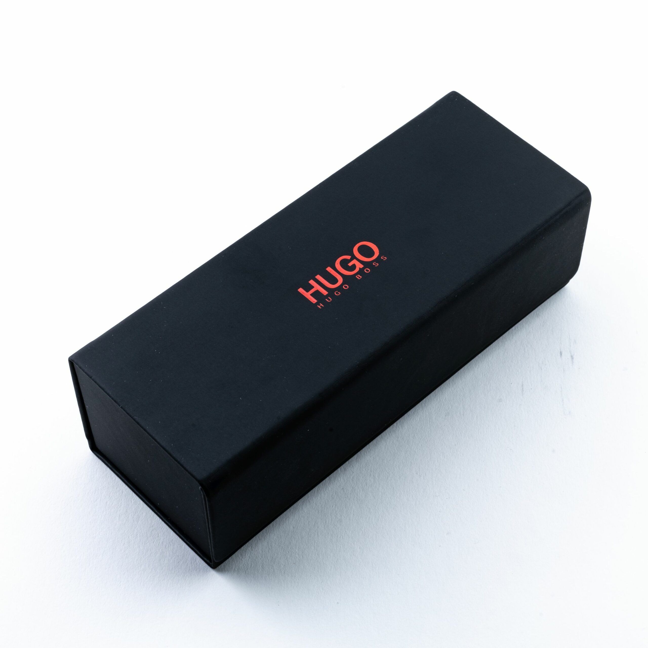 Hugo boss eyeglass case online