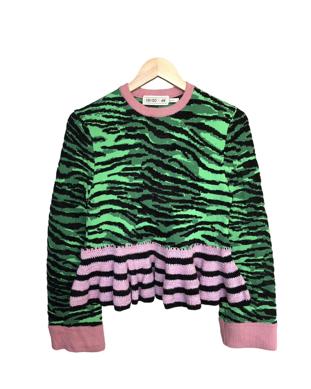 Kenzo Rare❗️KENZO x H&M Tiger Stripe Knit Crop Top Size XS / US 0-2 / IT 36-38 - 1 Thumbnail