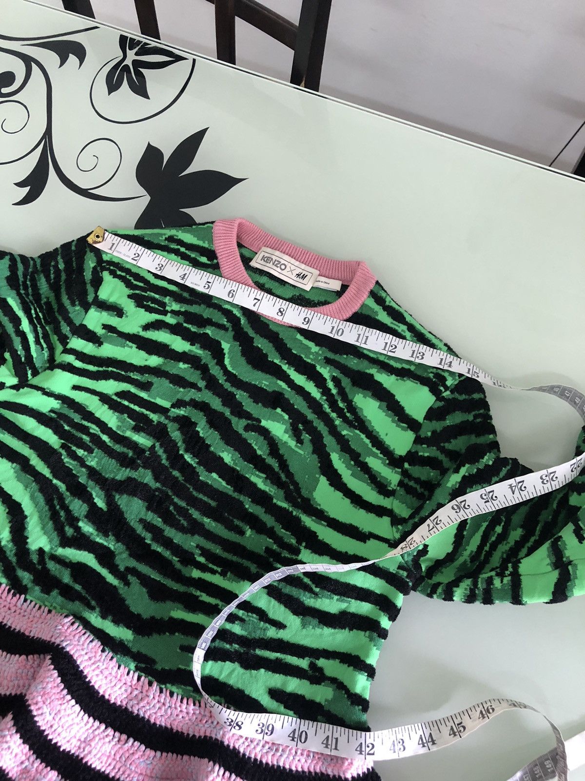 Kenzo Rare❗️KENZO x H&M Tiger Stripe Knit Crop Top Size XS / US 0-2 / IT 36-38 - 15 Thumbnail