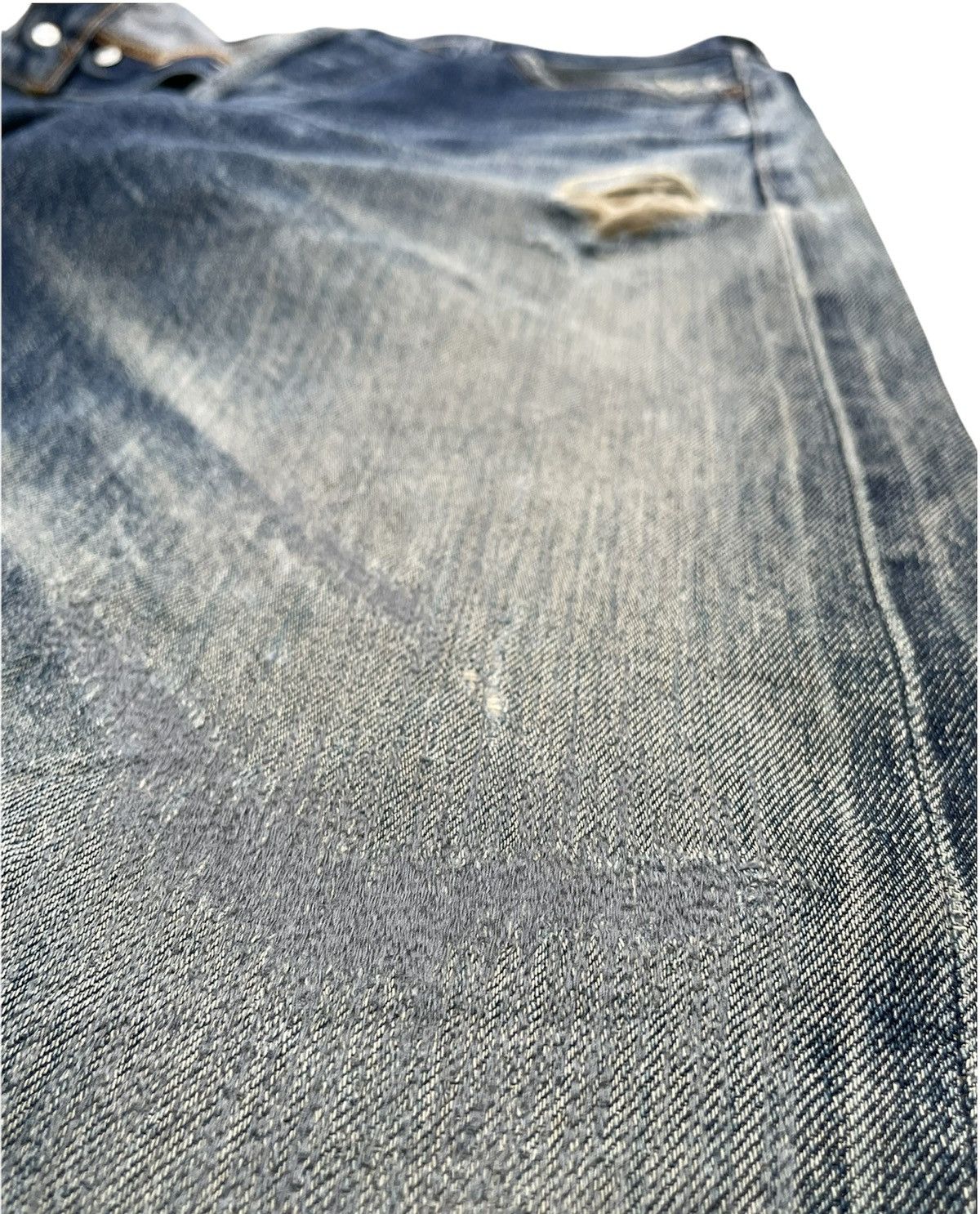 Levi's Vintage Levi’s 97 201XX E 1937 Selvedge Aging Distressed Size US 28 / EU 44 - 13 Thumbnail