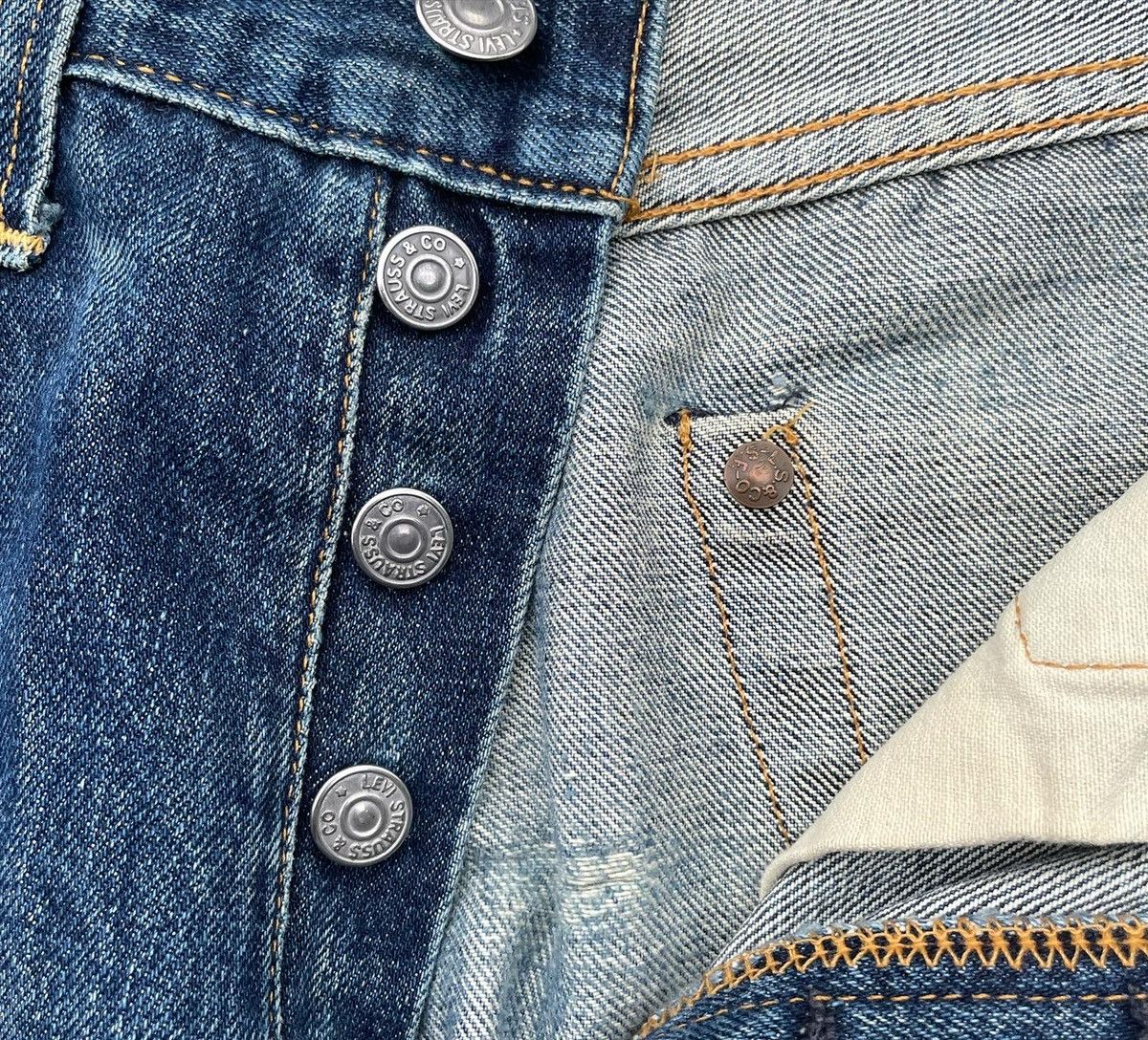 Levi's Vintage Levi’s 97 201XX E 1937 Selvedge Aging Distressed Size US 28 / EU 44 - 9 Thumbnail