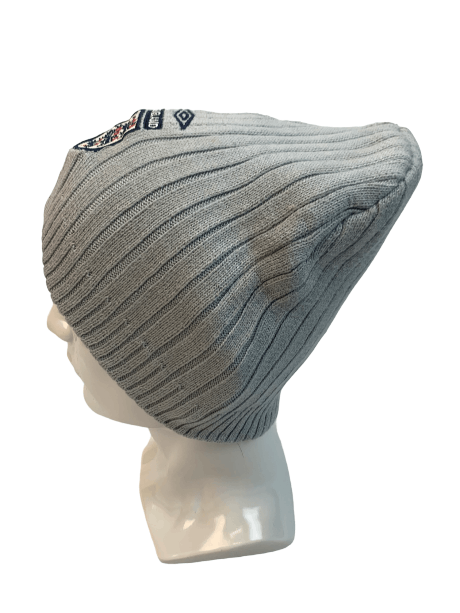 Umbro VINTAGE ENGLAND FOOTBALL UMBRO BEANIE HAT CAP Size ONE SIZE - 3 Thumbnail