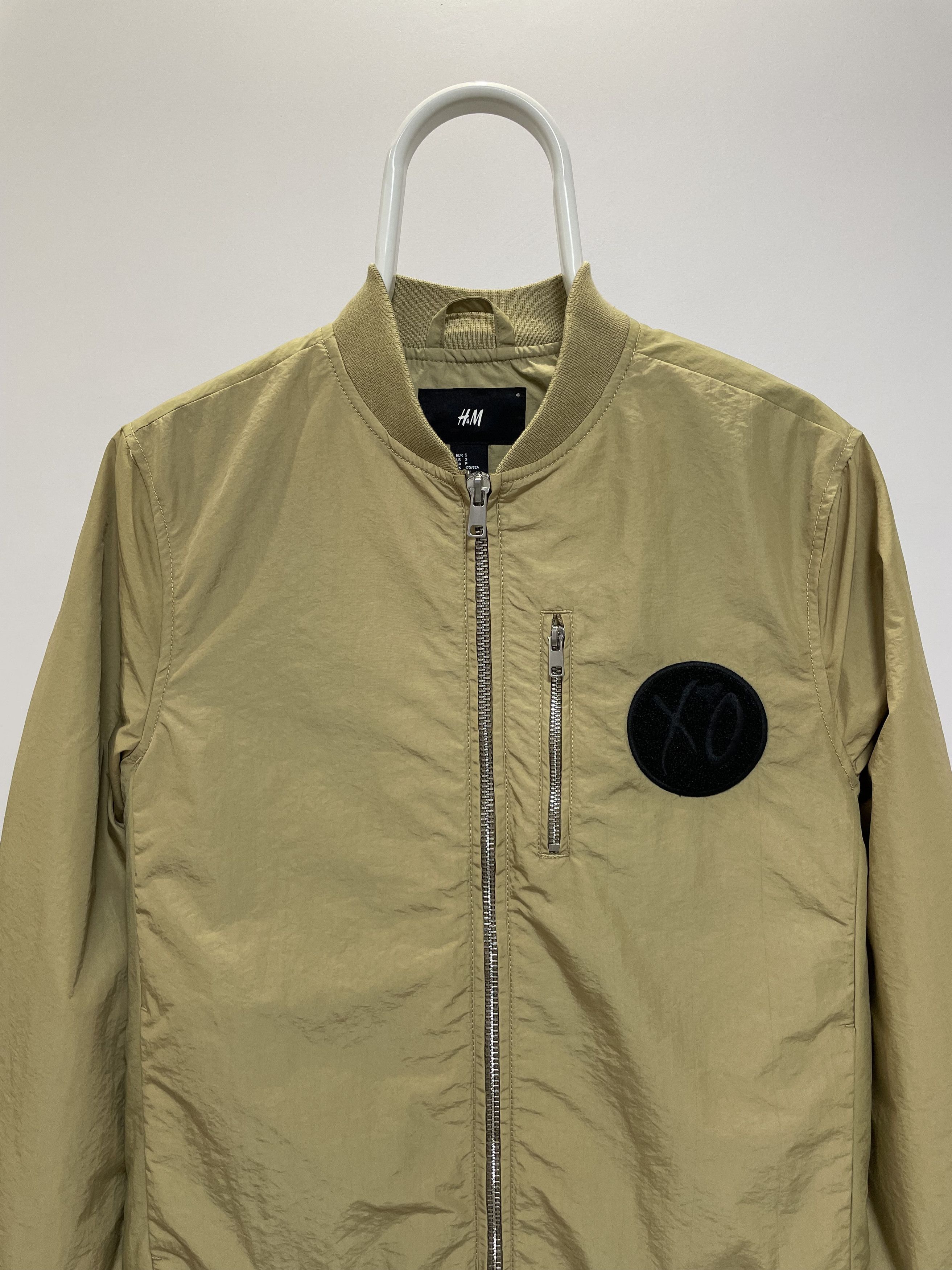 H&M × The Weeknd XO THE WEEKND x H&M Bomber Jacket Varsity Big Logo Rare OVO Size US S / EU 44-46 / 1 - 7 Thumbnail