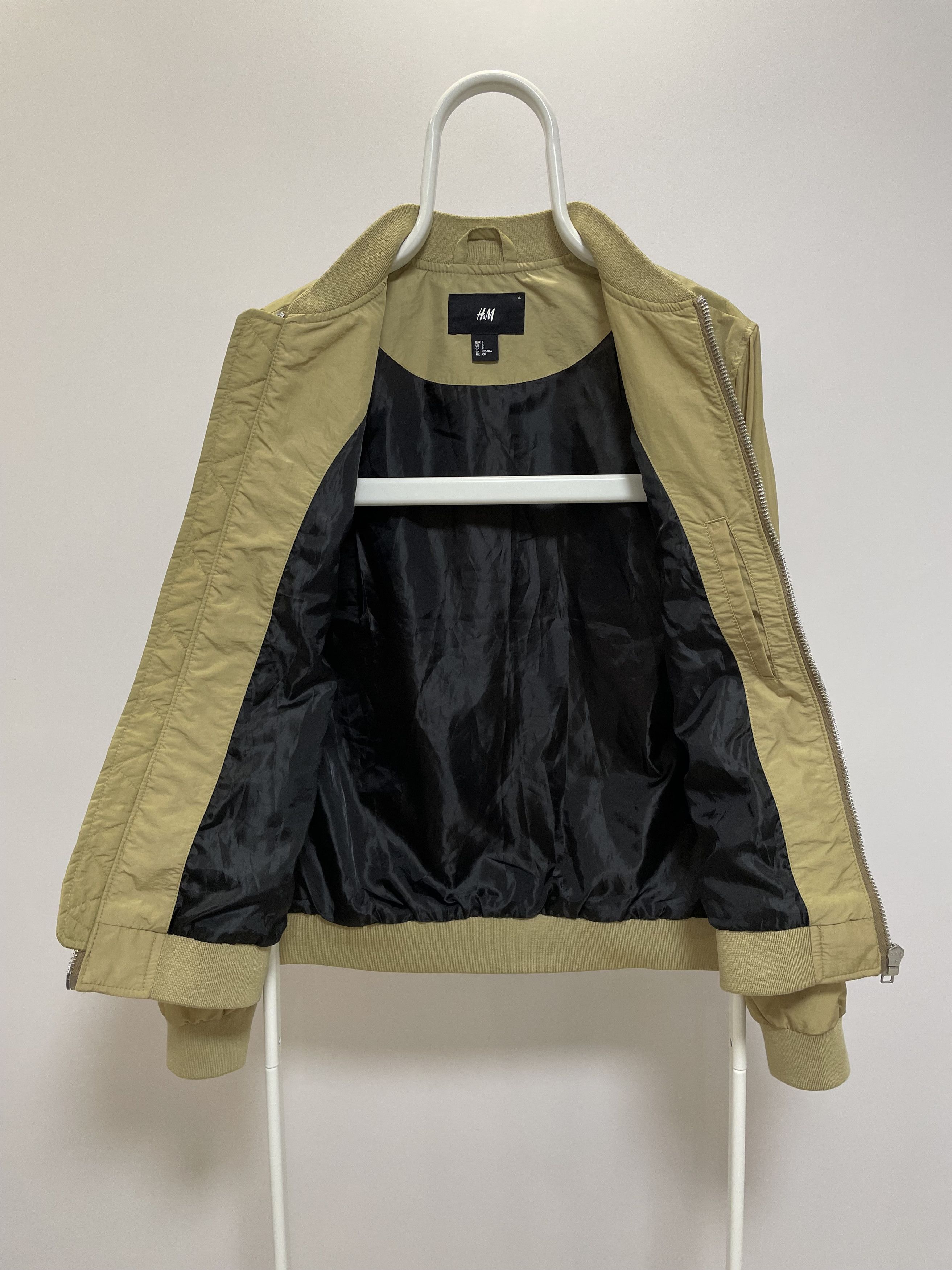 H&M × The Weeknd XO THE WEEKND x H&M Bomber Jacket Varsity Big Logo Rare OVO Size US S / EU 44-46 / 1 - 4 Thumbnail