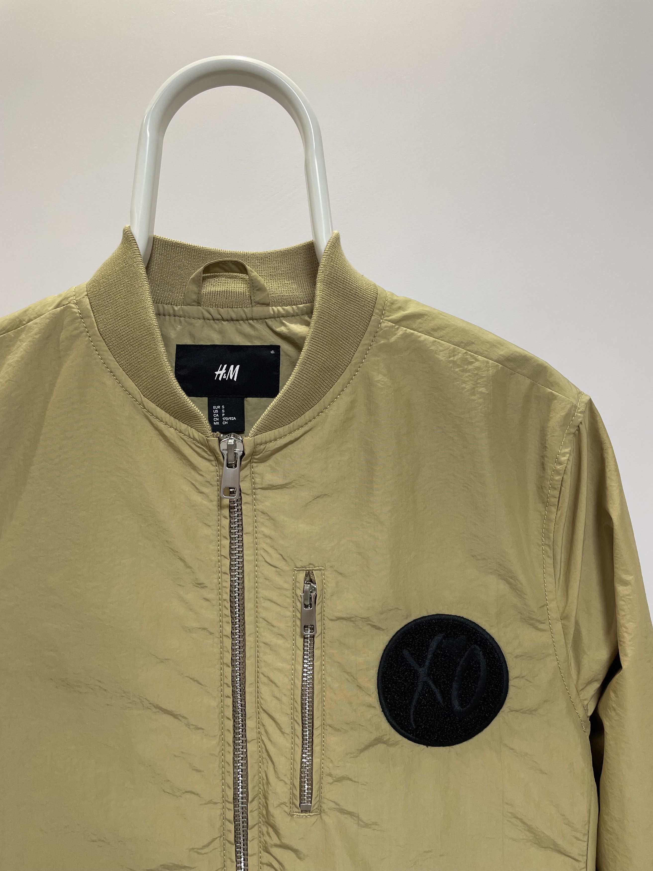 H&M × The Weeknd XO THE WEEKND x H&M Bomber Jacket Varsity Big Logo Rare OVO Size US S / EU 44-46 / 1 - 8 Thumbnail