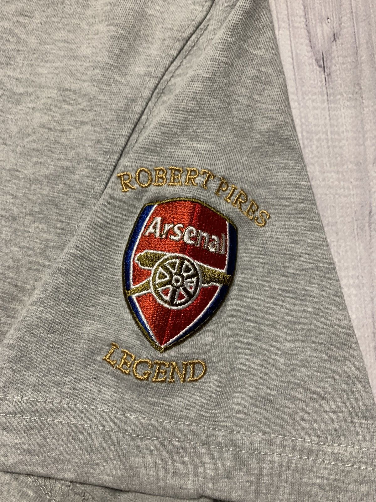 Vintage Vintage Arsenal soccer jersey Pires 7 logo size M Size US M / EU 48-50 / 2 - 5 Thumbnail
