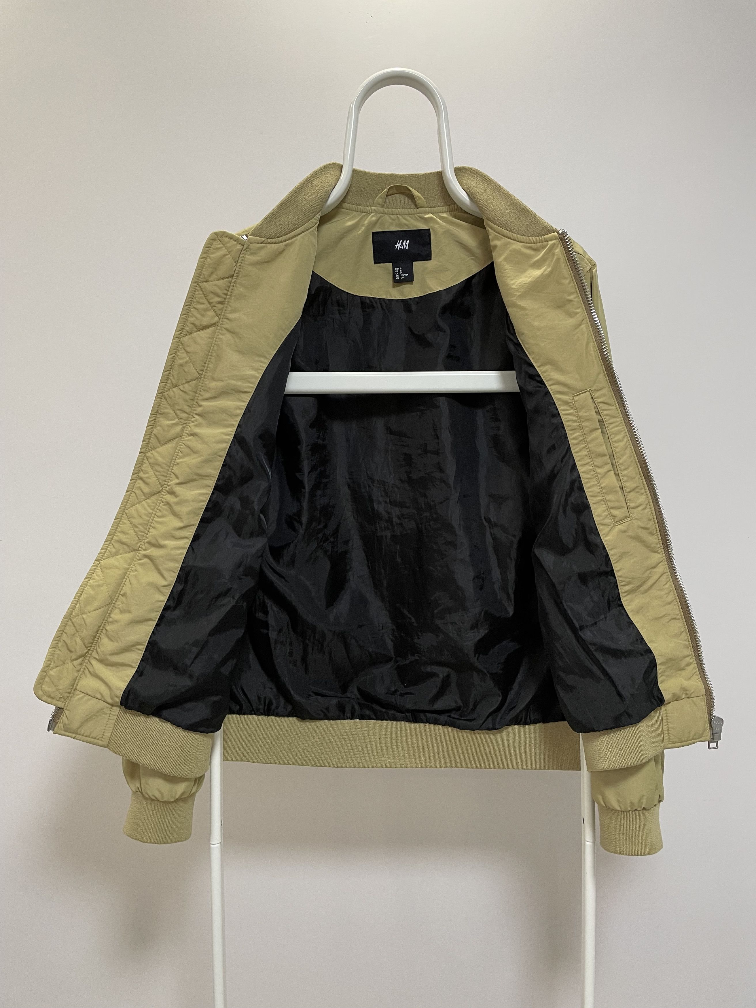 H&M × The Weeknd × XO XO THE WEEKND x H&M Bomber Jacket Varsity Big Logo Rare OVO Size US S / EU 44-46 / 1 - 4 Thumbnail