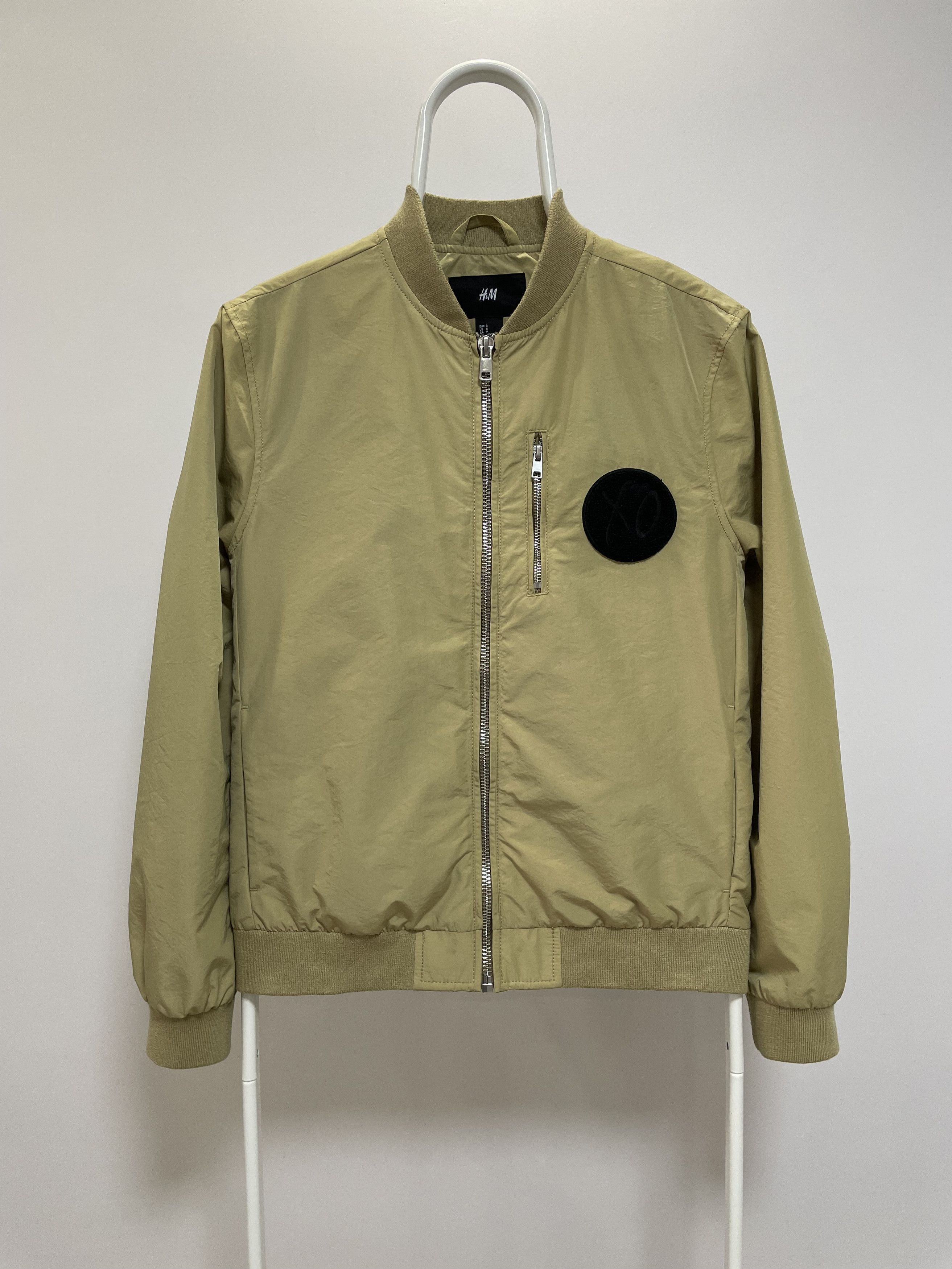 H&M × The Weeknd × XO XO THE WEEKND x H&M Bomber Jacket Varsity Big Logo Rare OVO Size US S / EU 44-46 / 1 - 2 Thumbnail