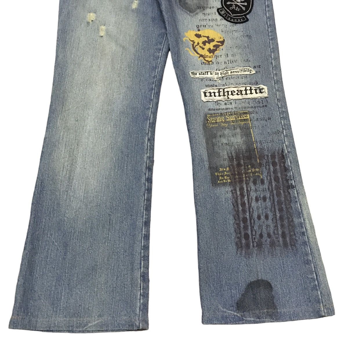In The Attic × Japanese Brand × Vintage Very Rare Design Vintage In The Attic Flared Jeans 1990s Size US 31 - 5 Thumbnail