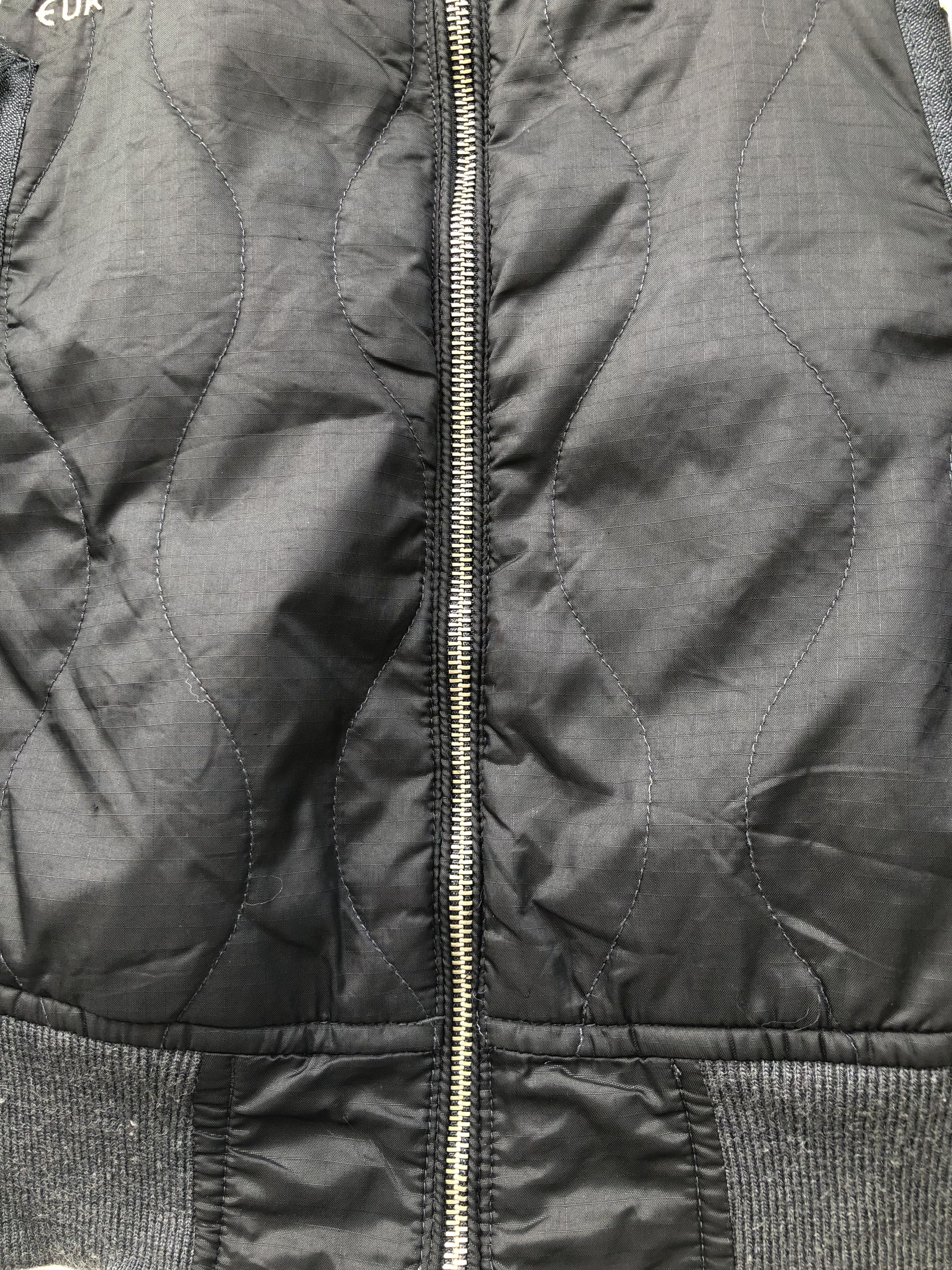 Avirex RARE🔥AVIREX LTD DEATH MESSAGE QUILT SLIM FIT FLIGHT JACKET Size US M / EU 48-50 / 2 - 9 Thumbnail