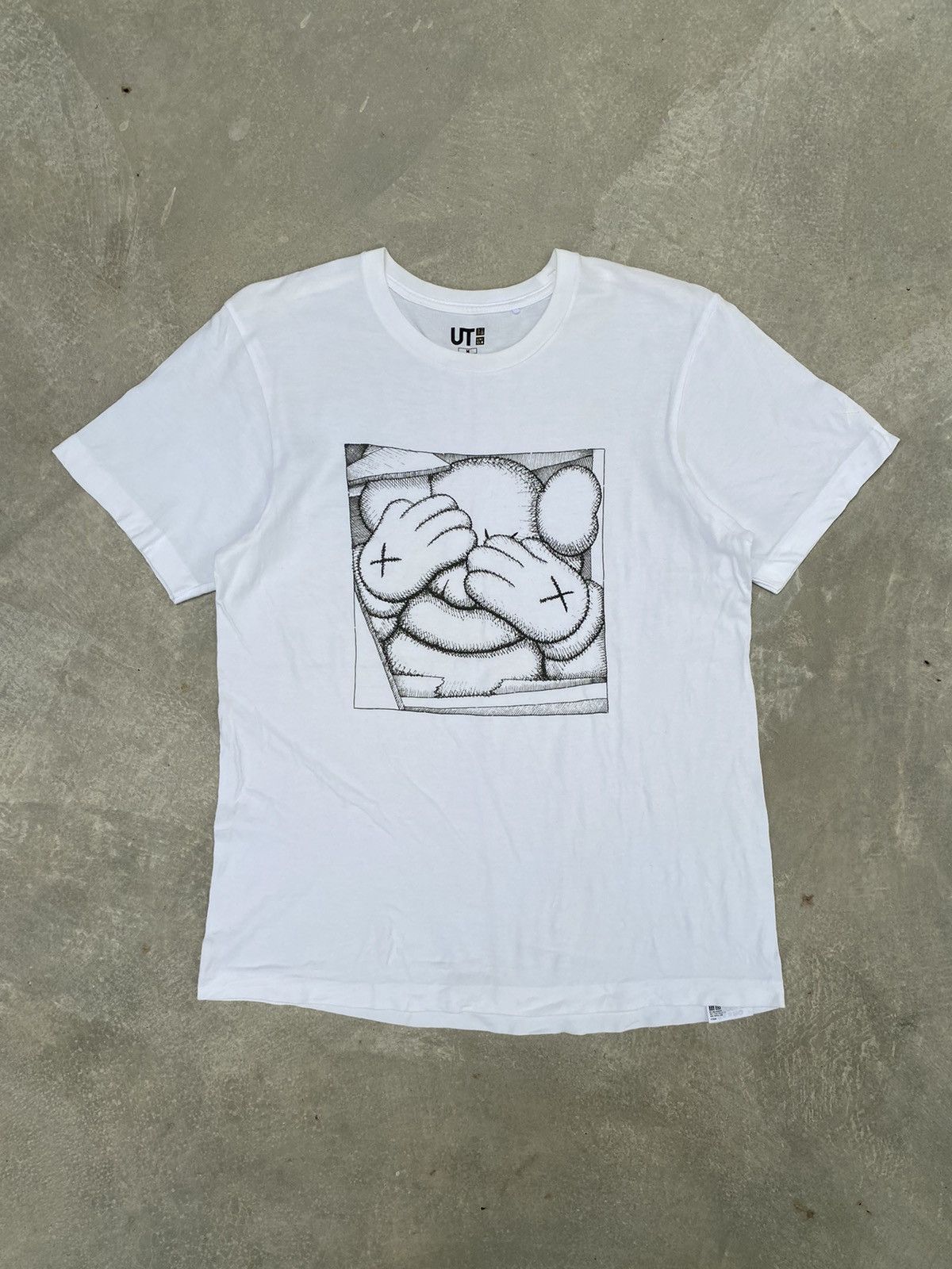 Image of Kaws x Uniqlo T-Shirt in White, Men's (Size Small)