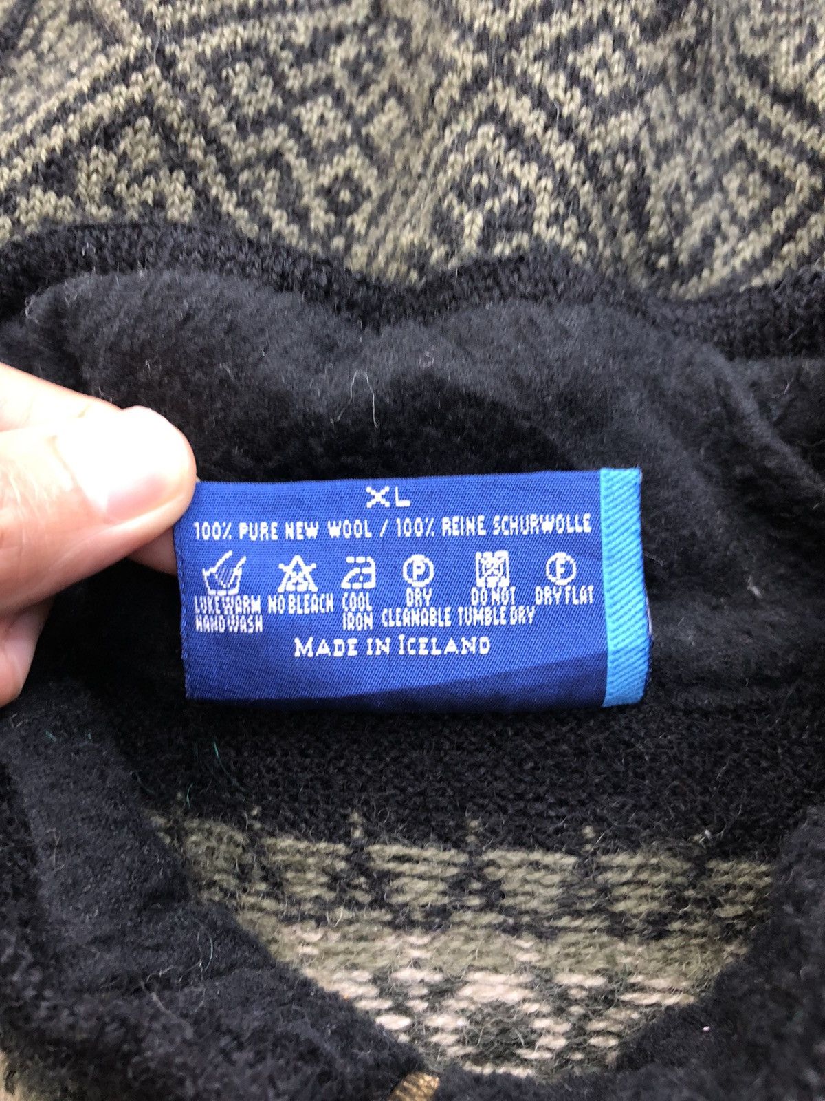 Vintage Vintage Icewear Half Zipper Wool Knitwear Size US L / EU 52-54 / 3 - 11 Thumbnail