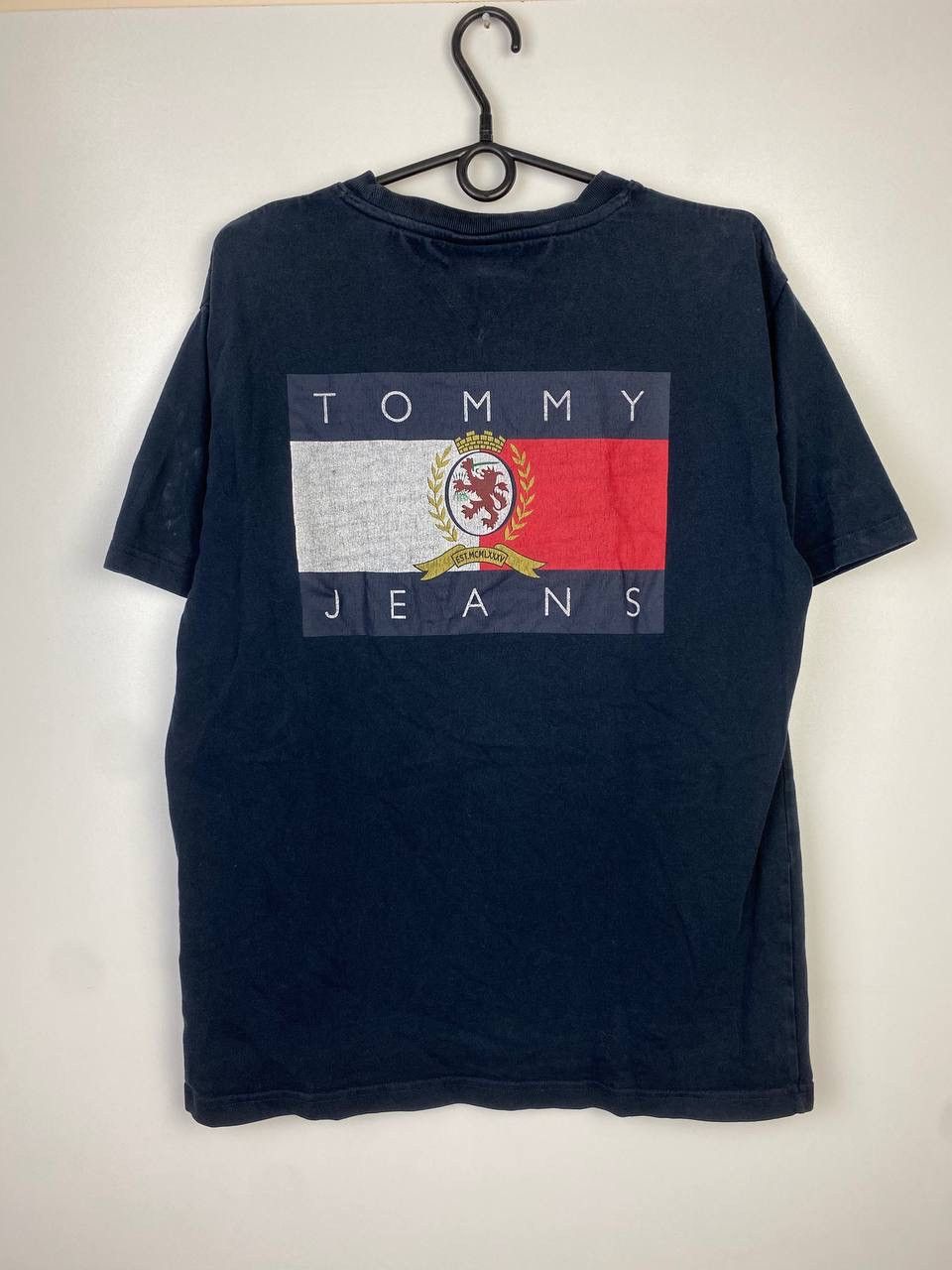 Tommy Hilfiger × Vintage Tommy Hilfiger vintage t-shirt size M Size US M / EU 48-50 / 2 - 2 Thumbnail