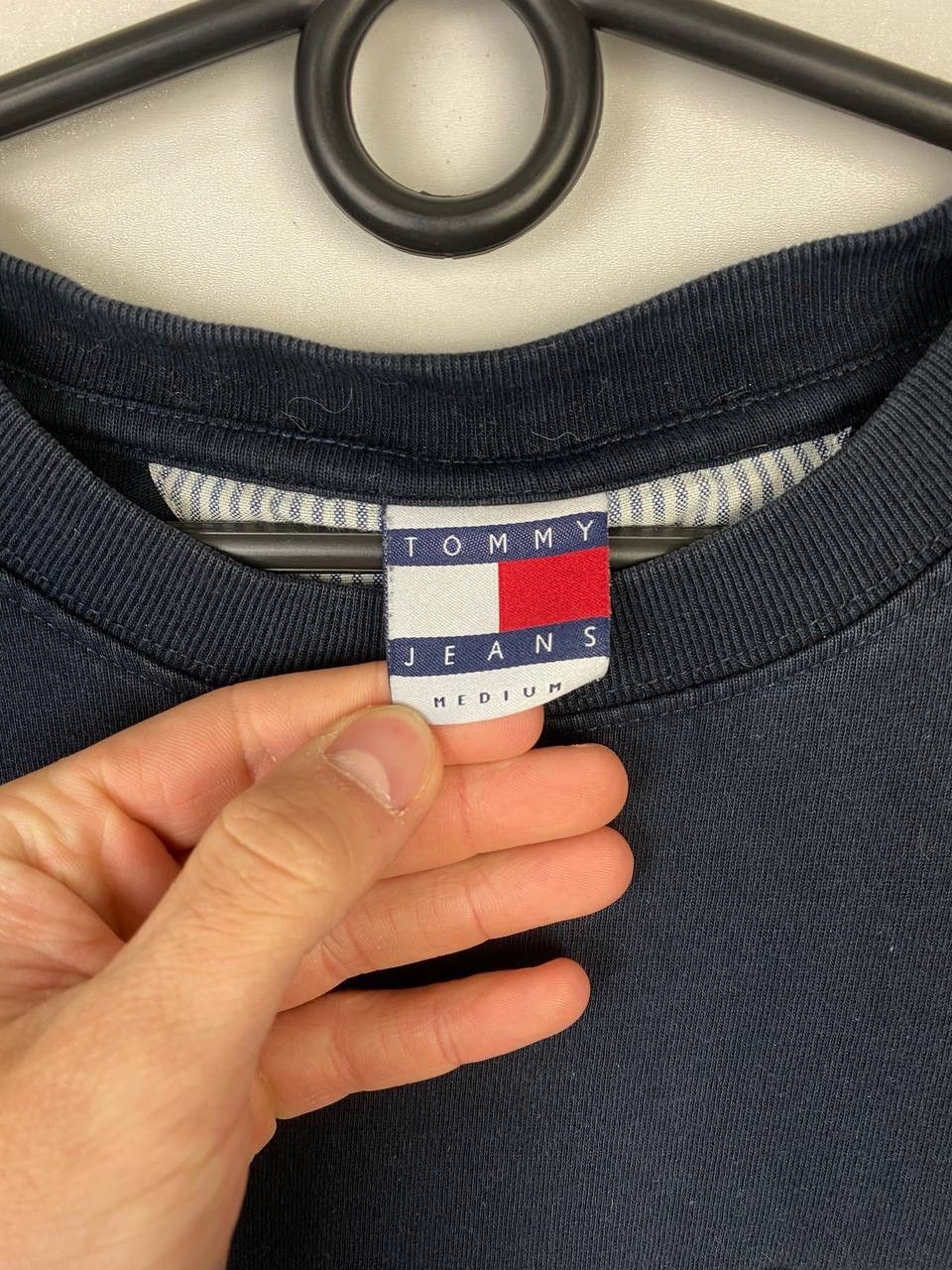 Tommy Hilfiger × Vintage Tommy Hilfiger vintage t-shirt size M Size US M / EU 48-50 / 2 - 5 Thumbnail