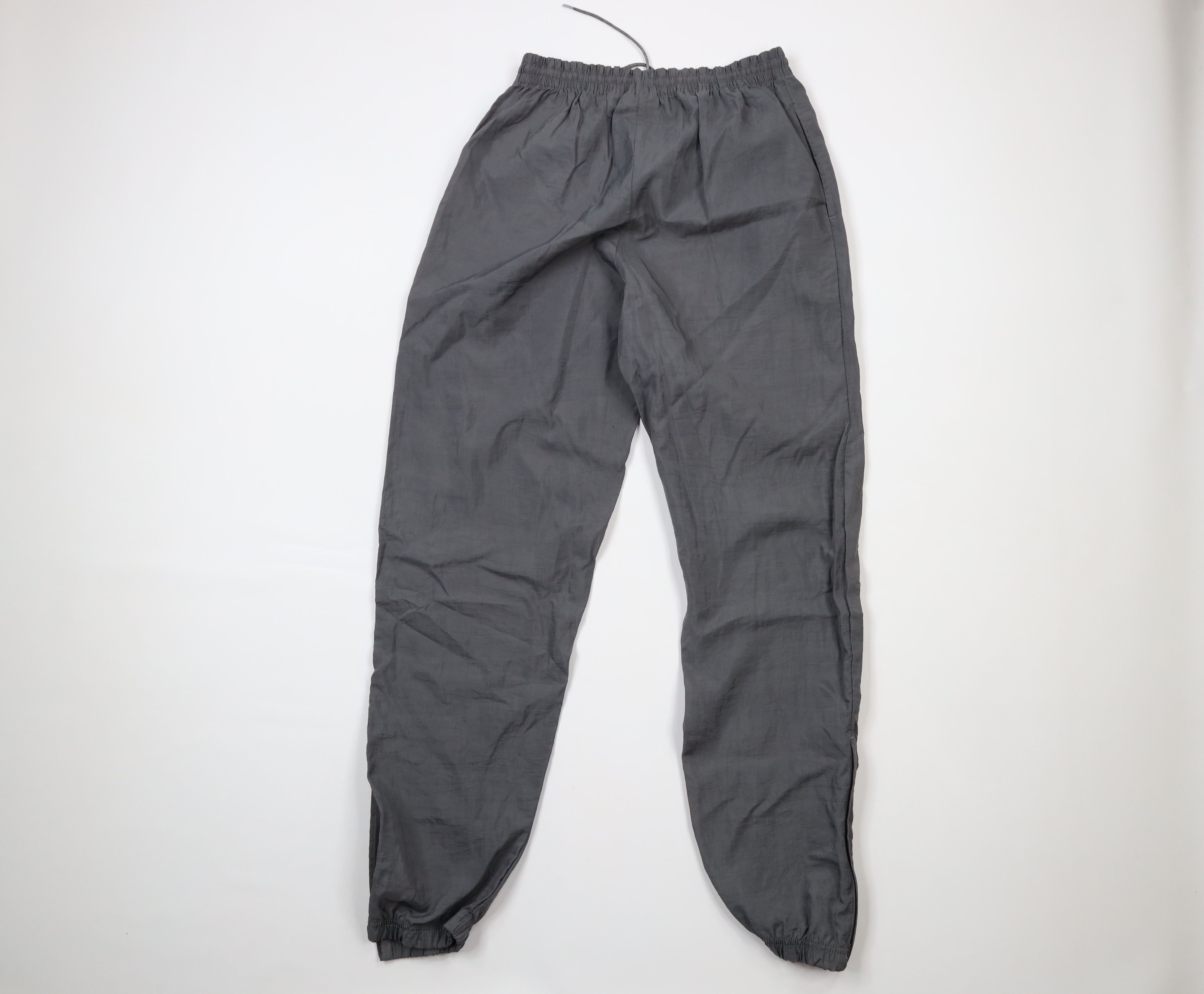 Vintage Vintage 90s Reebok Cuffed Nylon Joggers Jogger Pants Gray Size US 34 / EU 50 - 9 Thumbnail