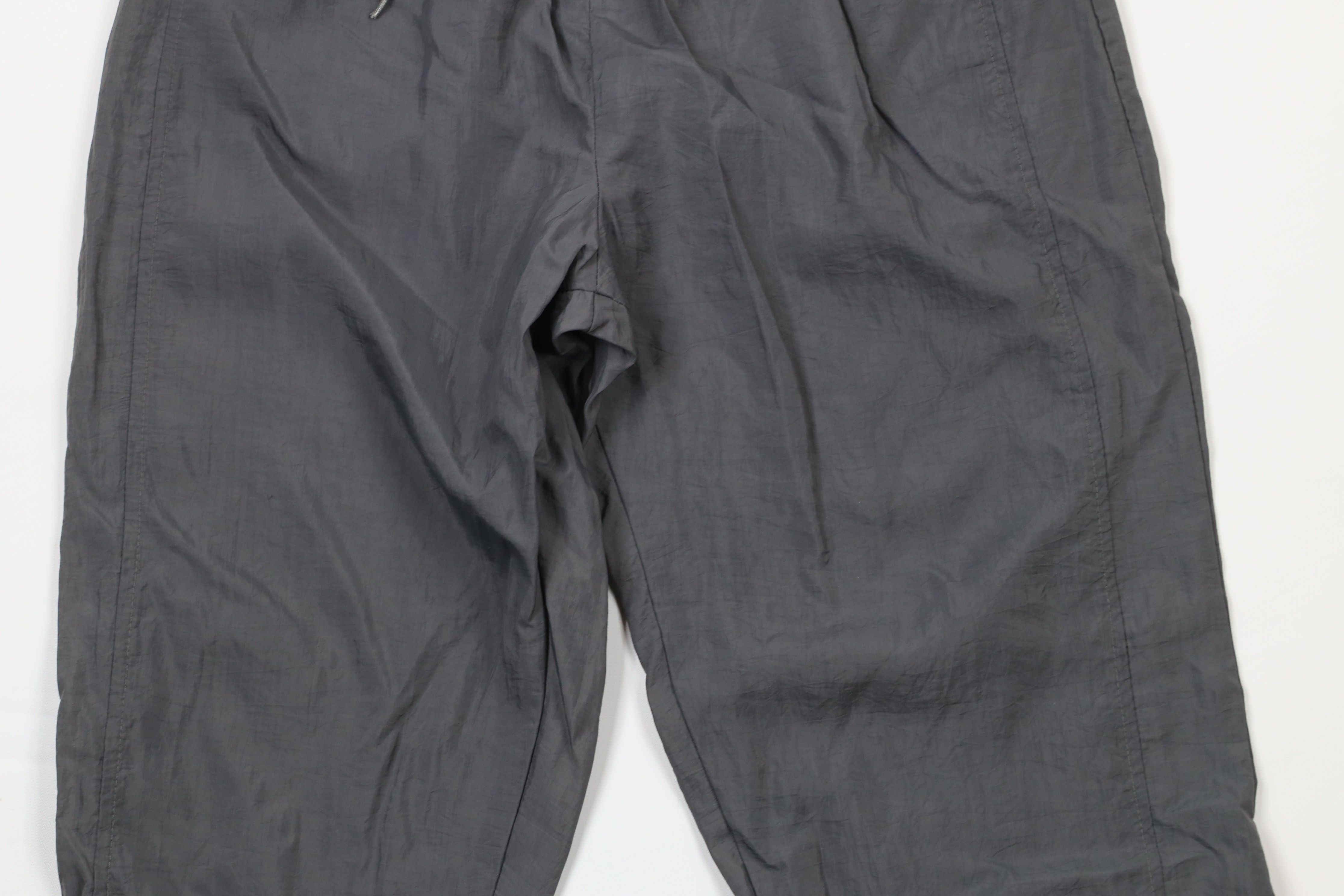 Vintage Vintage 90s Reebok Cuffed Nylon Joggers Jogger Pants Gray Size US 34 / EU 50 - 3 Thumbnail