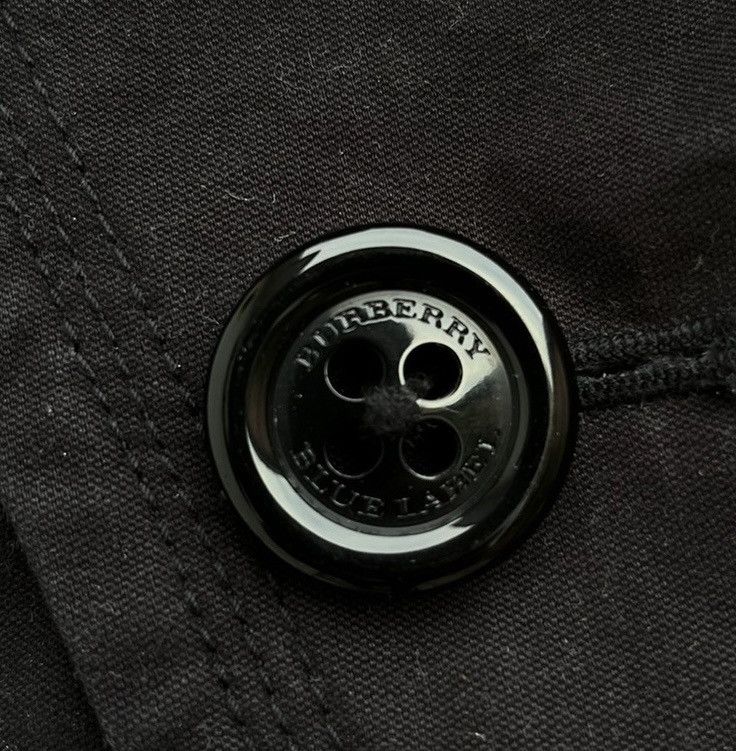 Burberry (A68). BURBERRY BLUE LABEL HYPEBEAST BELT JACKET Size S / US 4 / IT 40 - 7 Thumbnail