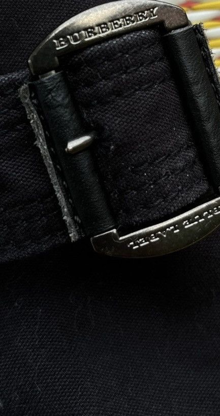 Burberry (A68). BURBERRY BLUE LABEL HYPEBEAST BELT JACKET Size S / US 4 / IT 40 - 6 Thumbnail