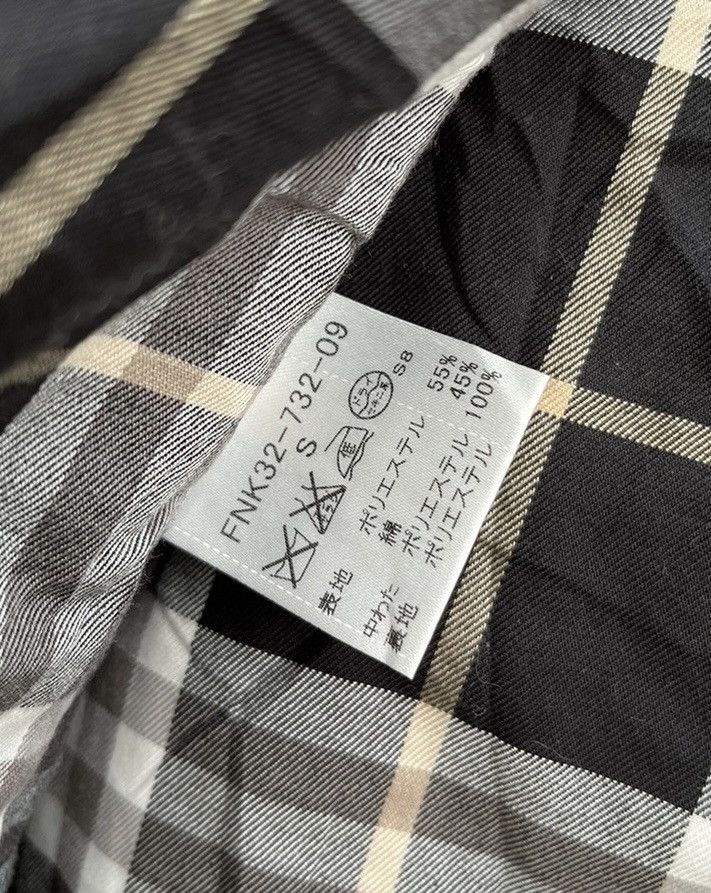 Burberry (A68). BURBERRY BLUE LABEL HYPEBEAST BELT JACKET Size S / US 4 / IT 40 - 8 Thumbnail