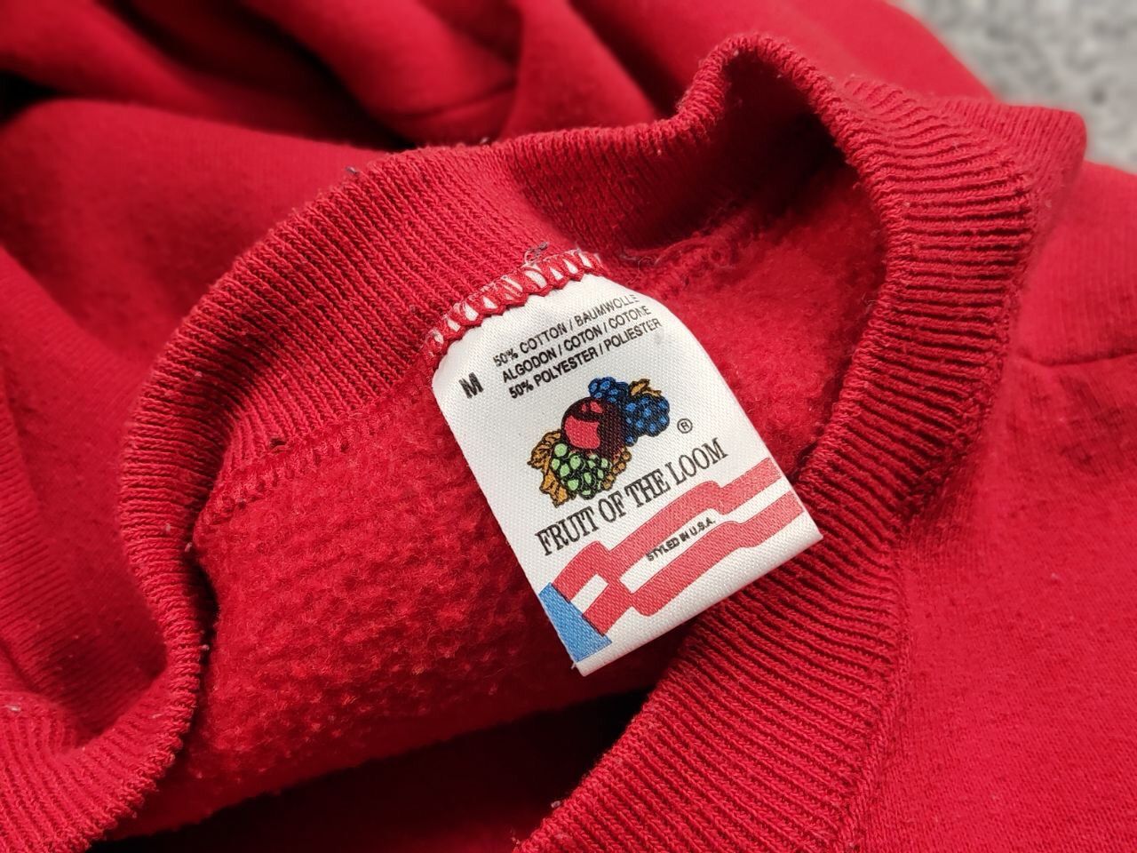 Fruit Of The Loom Vintage 80's Fruit Of The Loom USA Blank Crewneck Sweatshirt Size US M / EU 48-50 / 2 - 19 Thumbnail