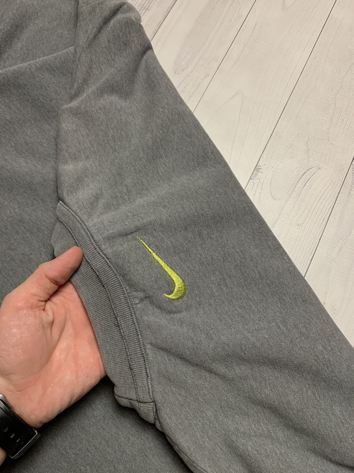 Nike × Vintage Vintage Nike sweatshirt big logo swoosh size L Size US L / EU 52-54 / 3 - 5 Thumbnail