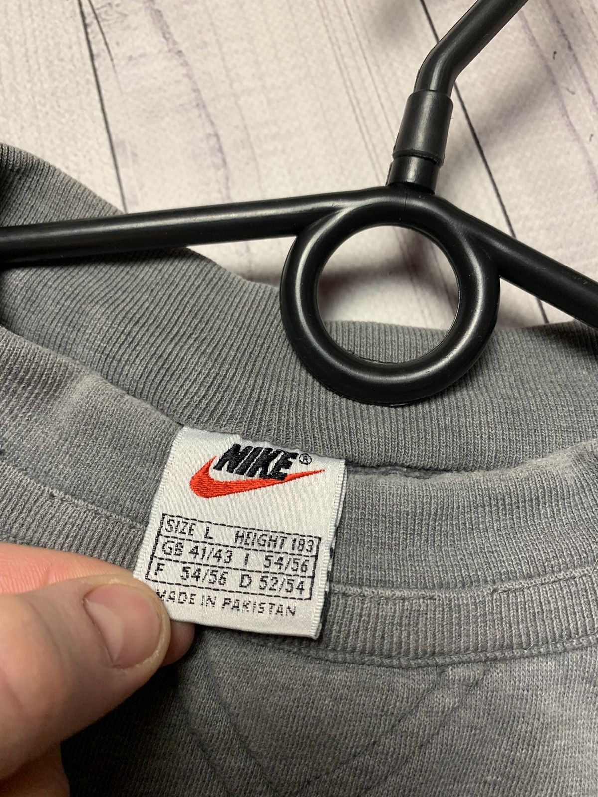 Nike × Vintage Vintage Nike sweatshirt big logo swoosh size L Size US L / EU 52-54 / 3 - 4 Thumbnail