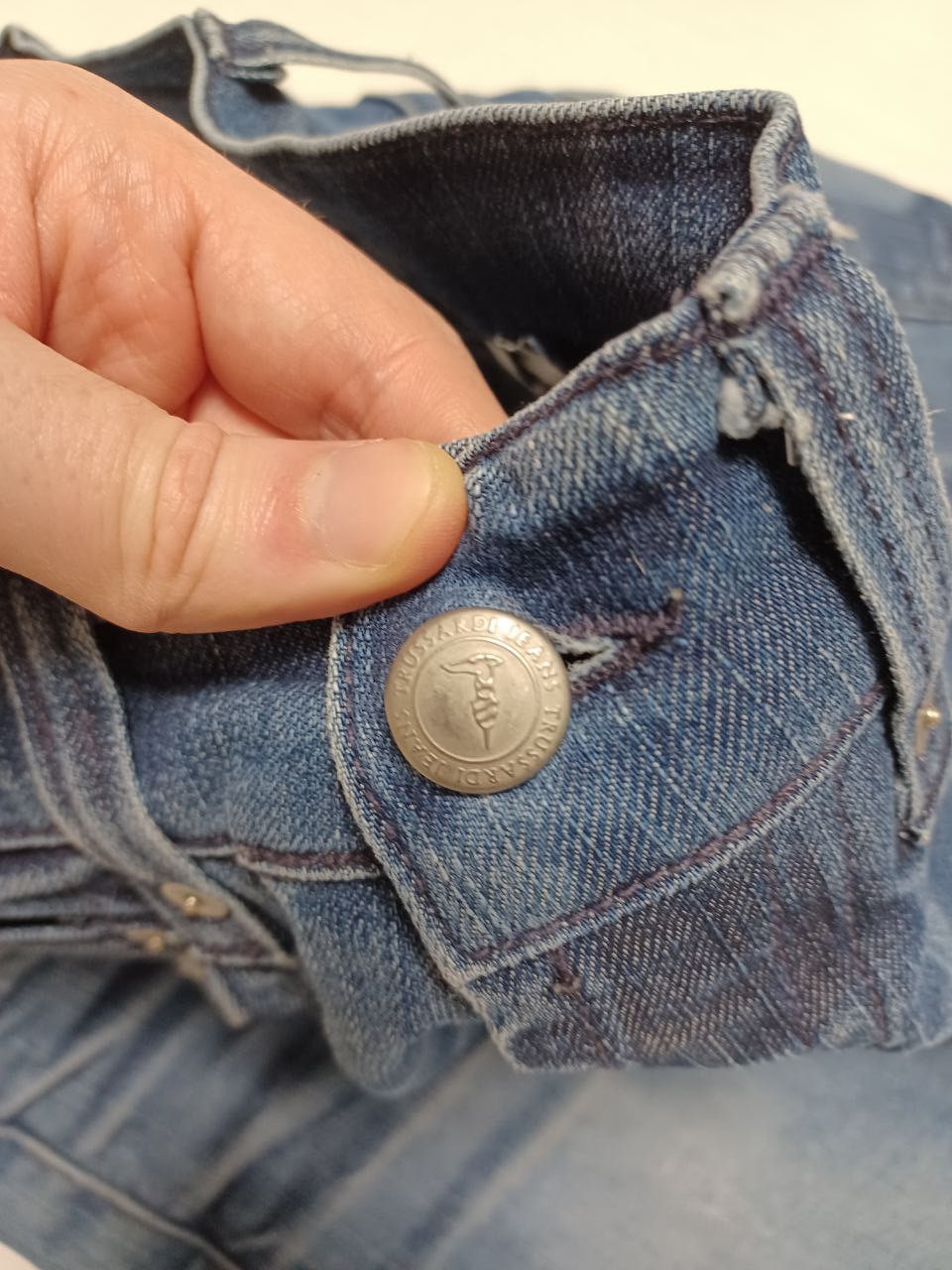 Trussardi Trussardi Made in Italy vintage luxury jeans denim Size US 31 - 5 Thumbnail