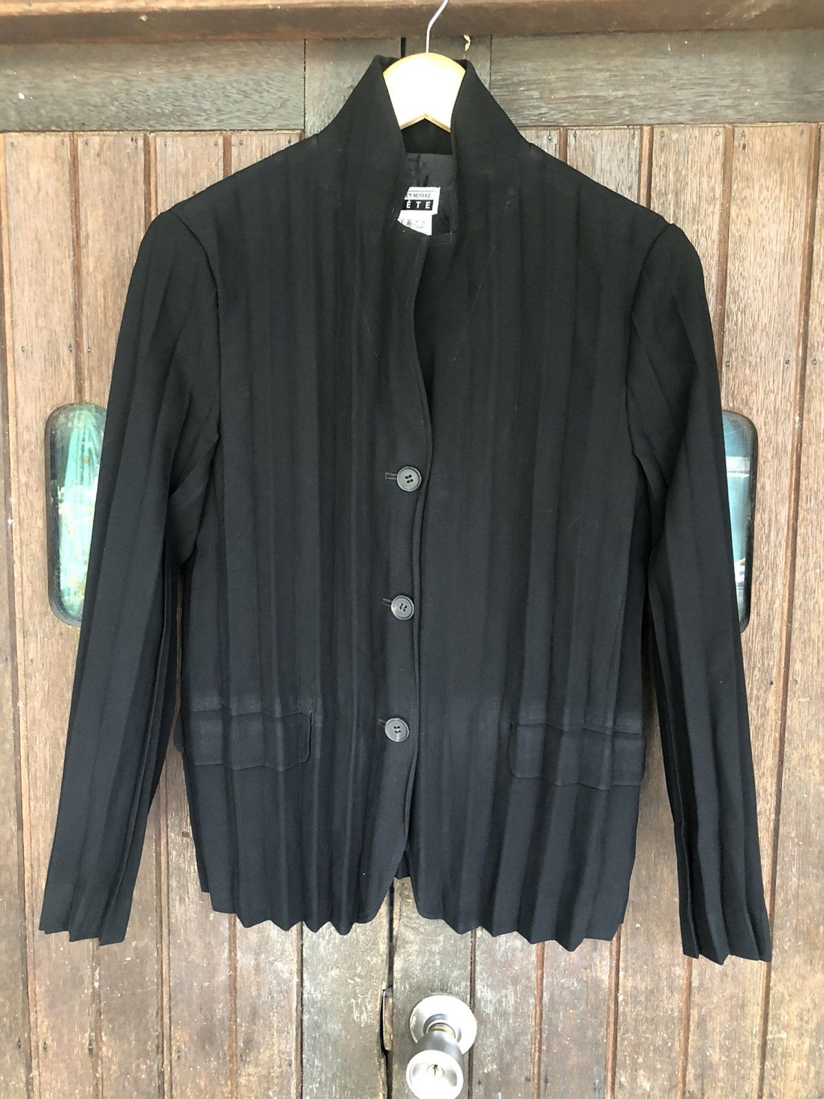 Issey Miyake Issey Miyake Pleats Please Black Jacket Size XS / US 0-2 / IT 36-38 - 1 Thumbnail