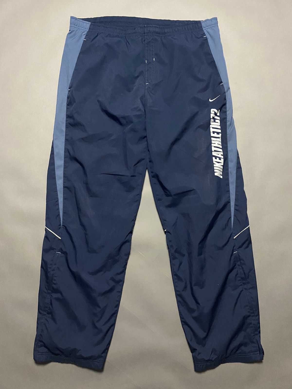 Nike Nike vintage navy track pants small swoosh 2000s parachute Size US 30 / EU 46 - 1 Thumbnail