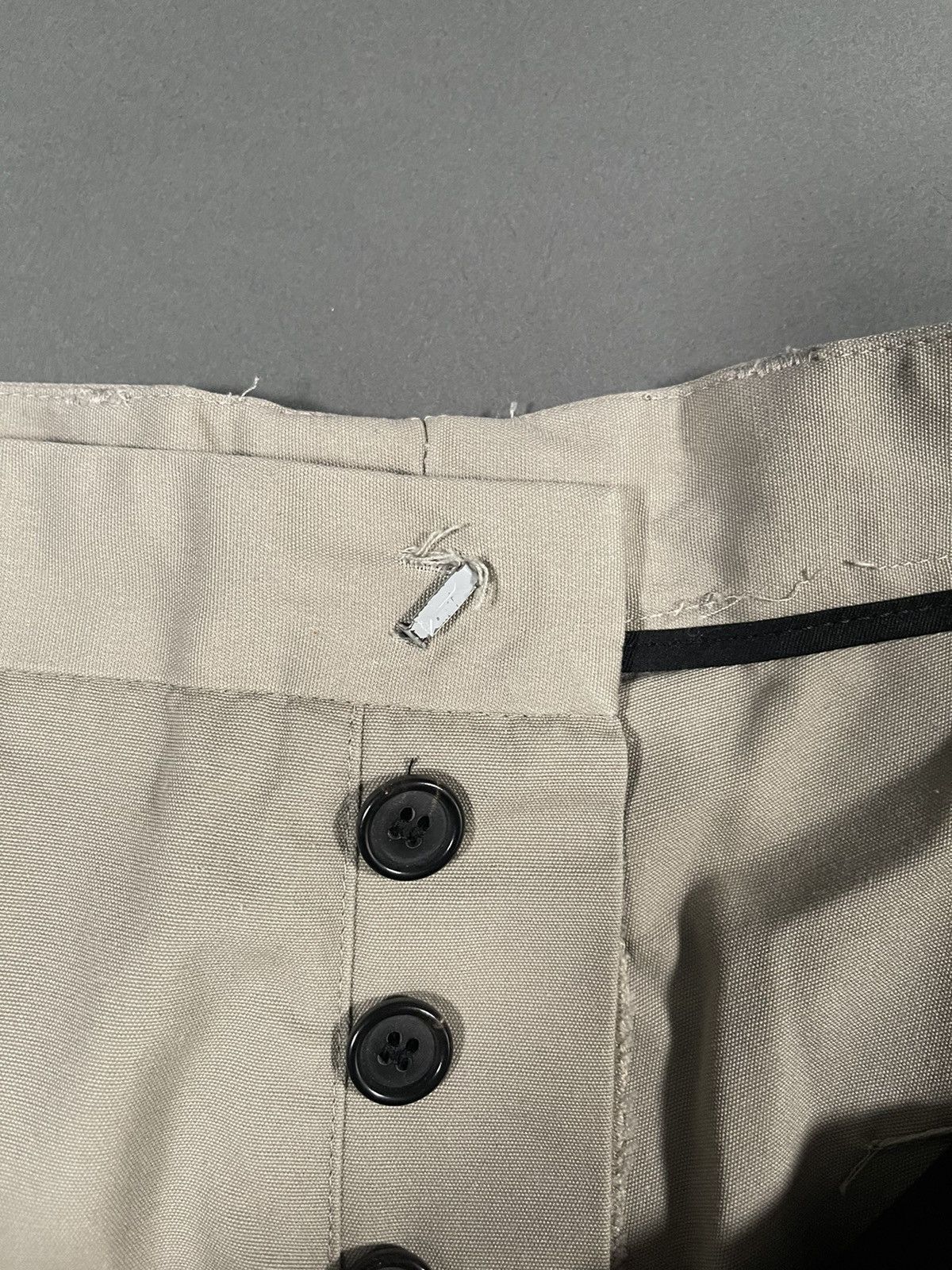 Dior × Hedi Slimane SEND OFFERS🚨2003 ARCHIVE HEDI GRAIL🚨 SS03 FOLLOW ME CARGO Size US 34 / EU 50 - 6 Thumbnail