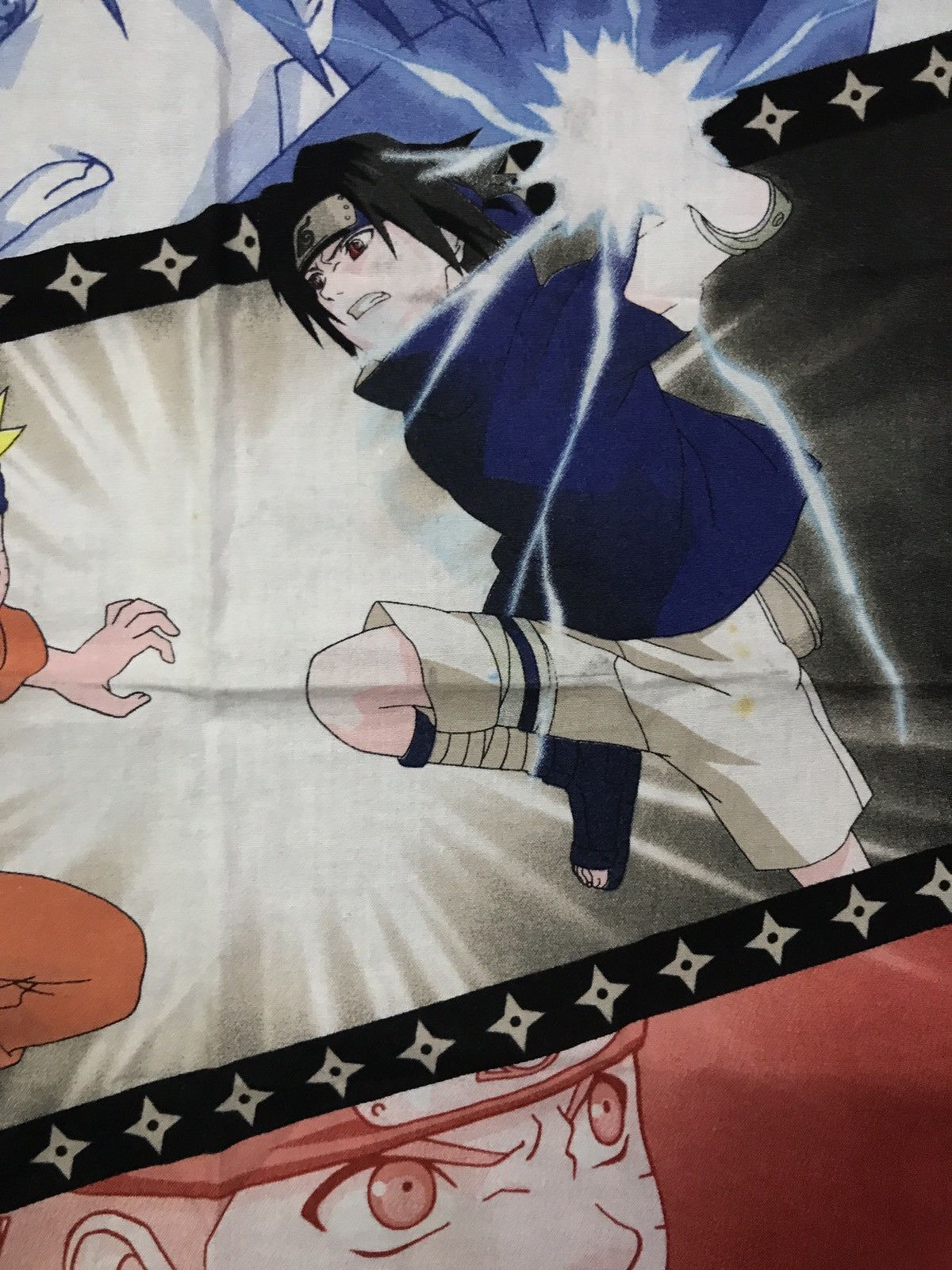 Anime × Vintage VINTAGE HANDKERCHIEF NARUTO VS SASUKE Size ONE SIZE - 3 Thumbnail
