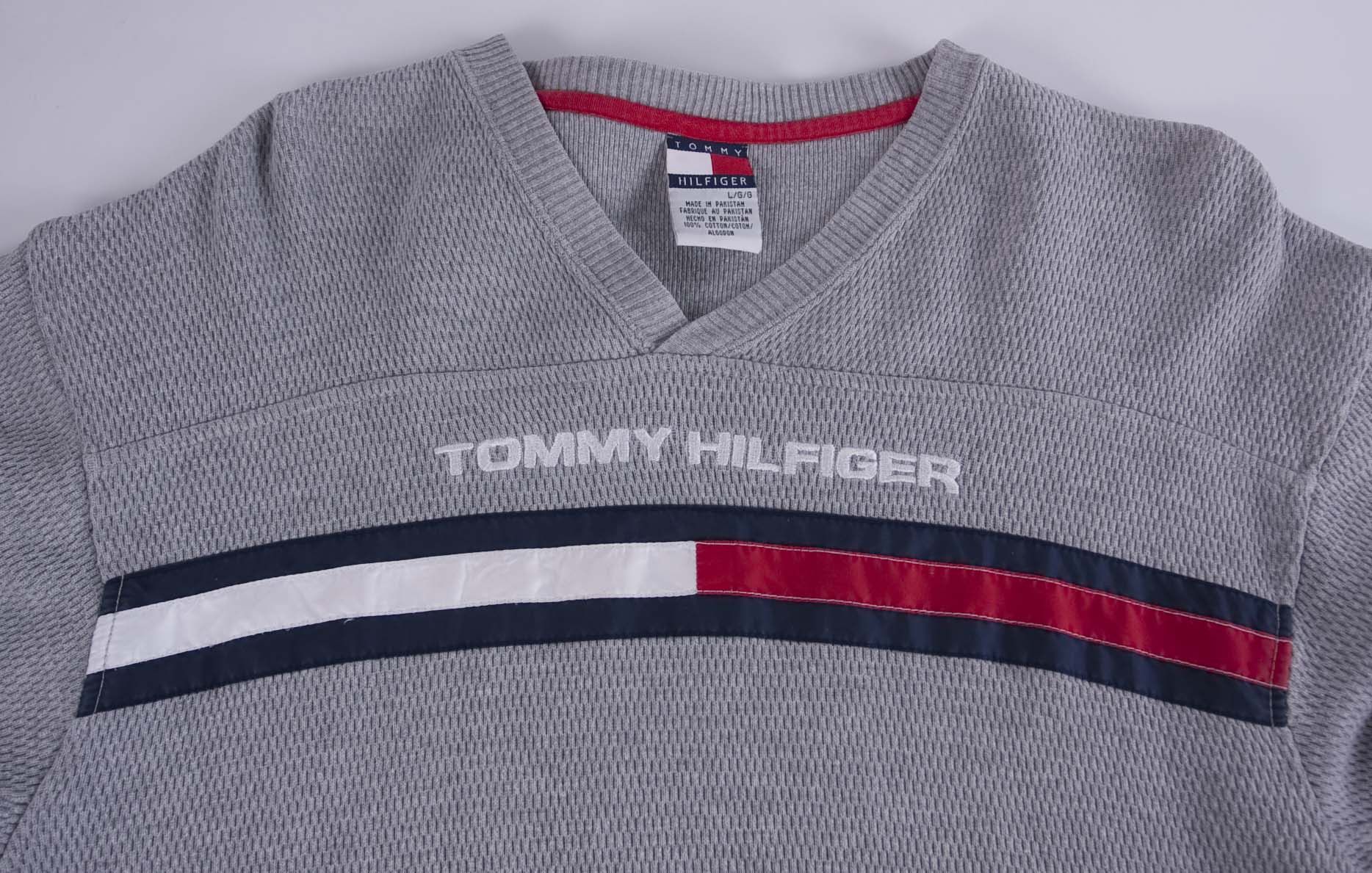 Tommy Hilfiger × Vintage ** Tommy Hilfiger Sweater Cotton Spell Out Vintage Size L Size US L / EU 52-54 / 3 - 2 Thumbnail