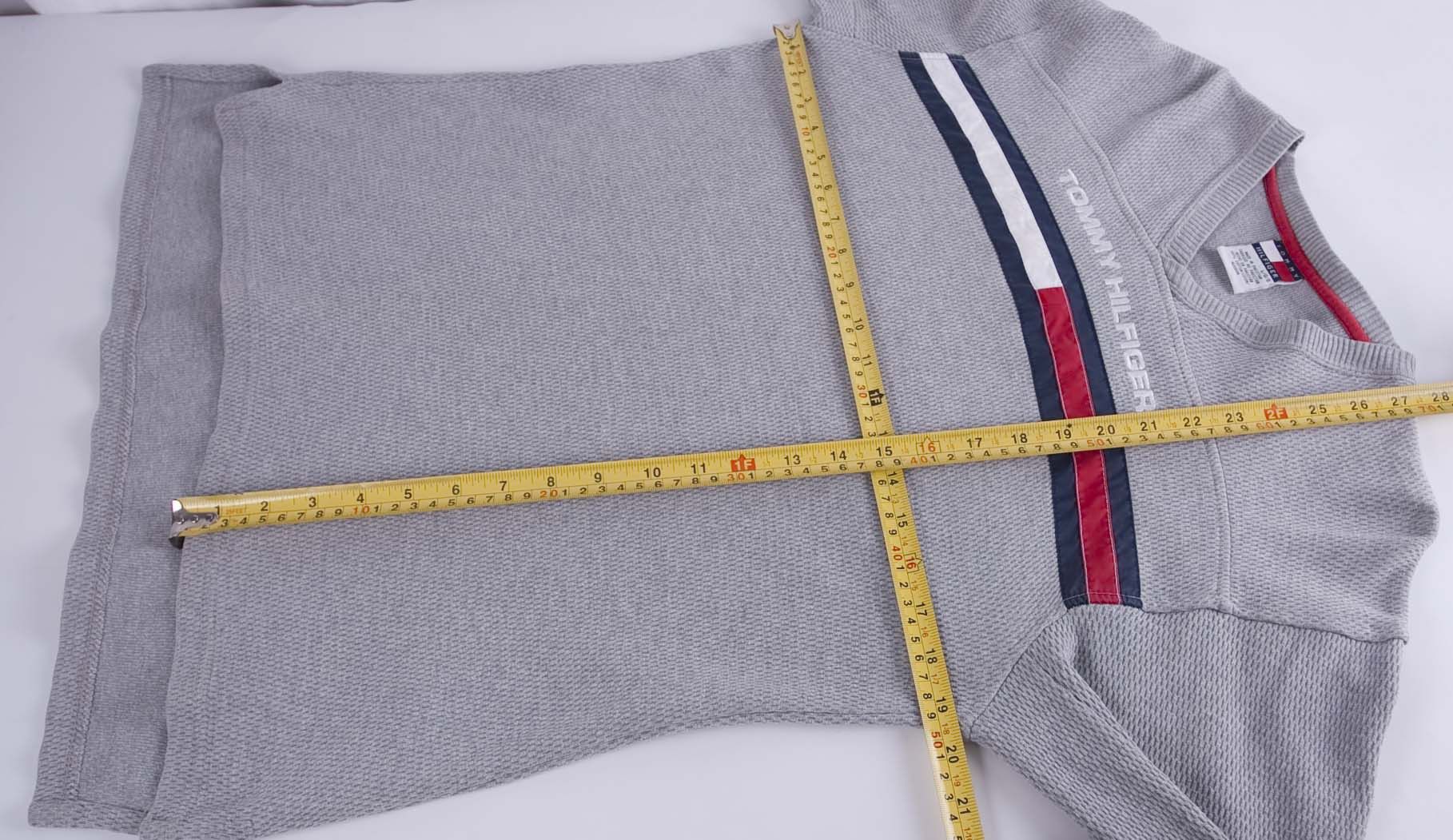 Tommy Hilfiger × Vintage ** Tommy Hilfiger Sweater Cotton Spell Out Vintage Size L Size US L / EU 52-54 / 3 - 3 Thumbnail