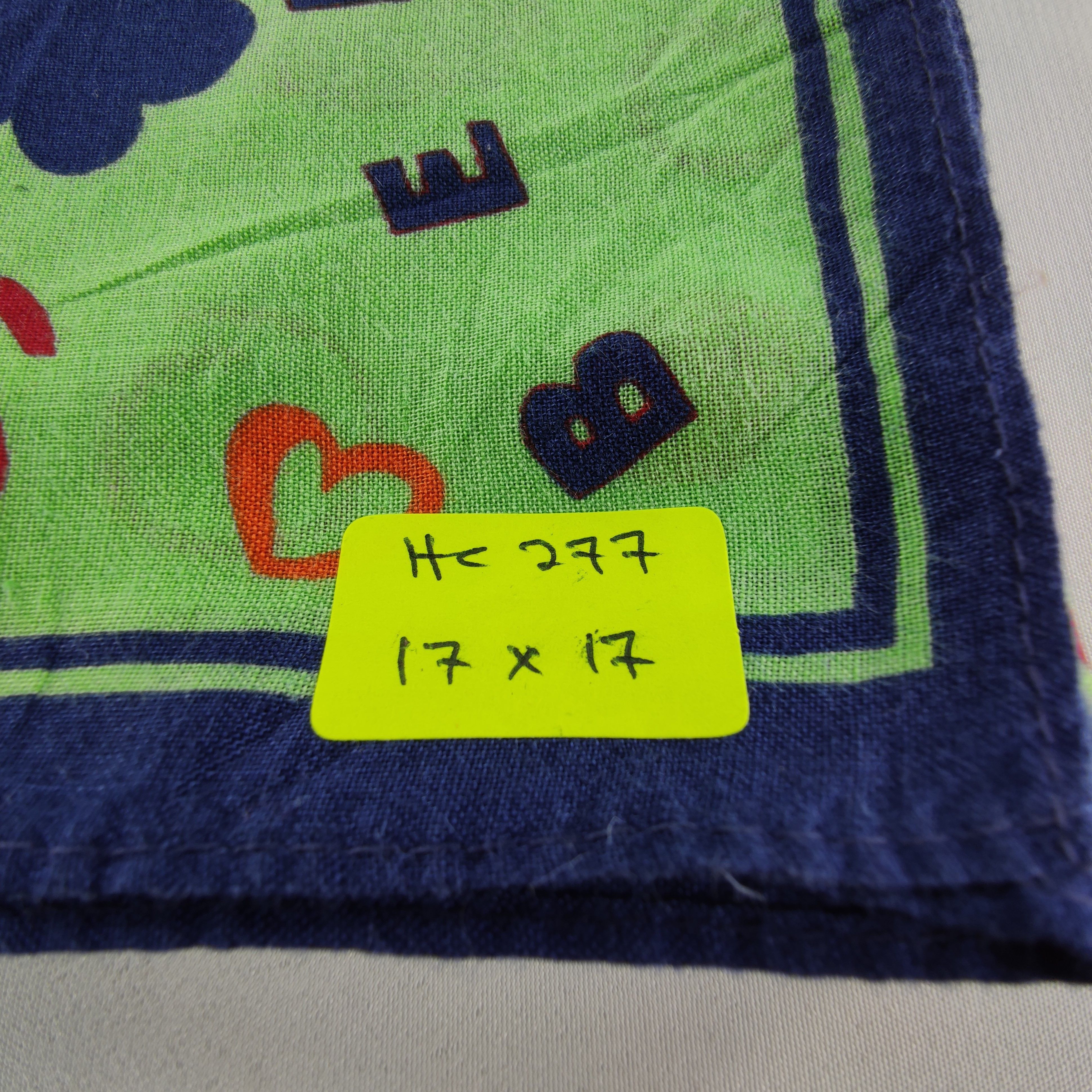 United Colors Of Benetton Benetton Handkerchief/Neckerchief/Bandana HC277 Size ONE SIZE - 6 Thumbnail