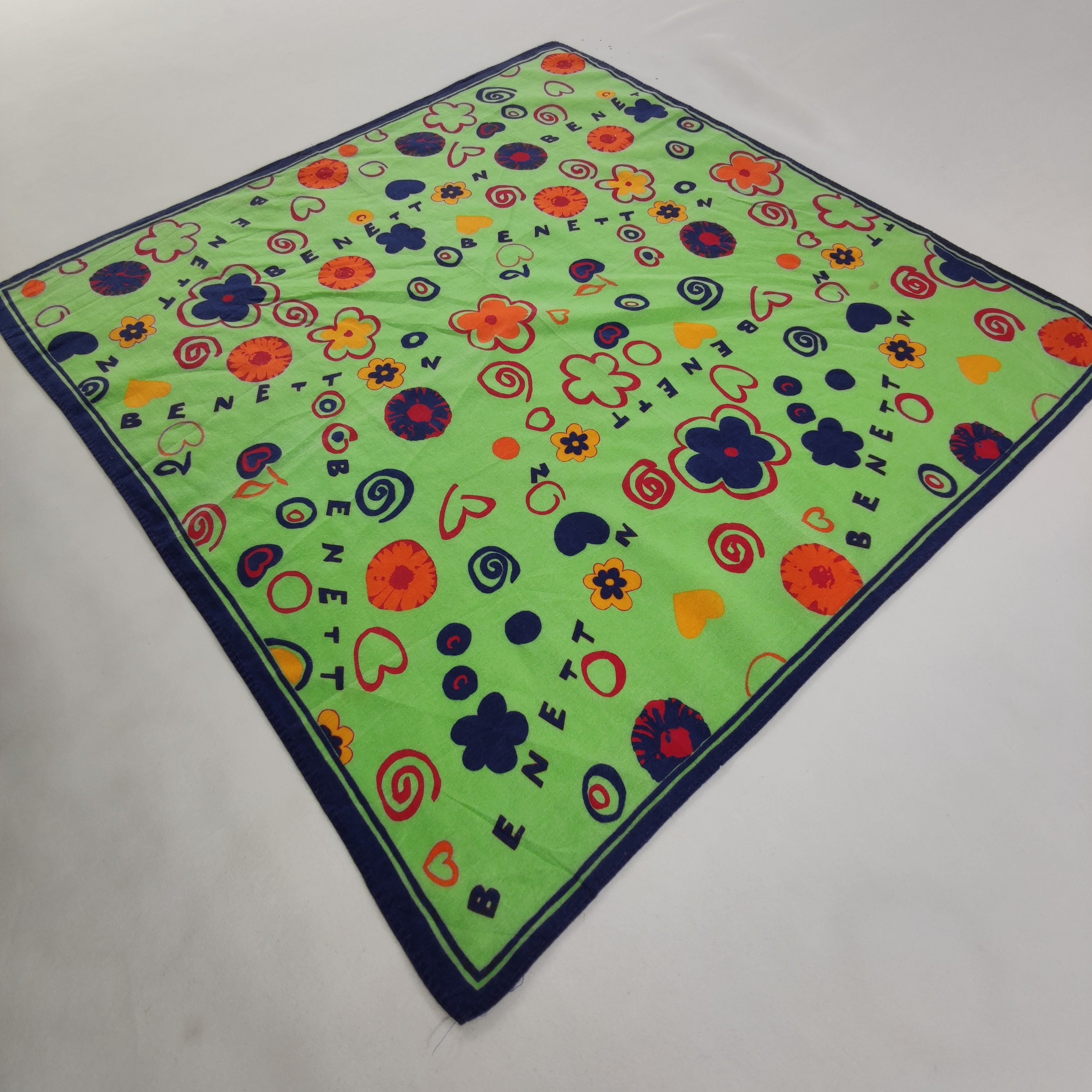 United Colors Of Benetton Benetton Handkerchief/Neckerchief/Bandana HC277 Size ONE SIZE - 3 Thumbnail