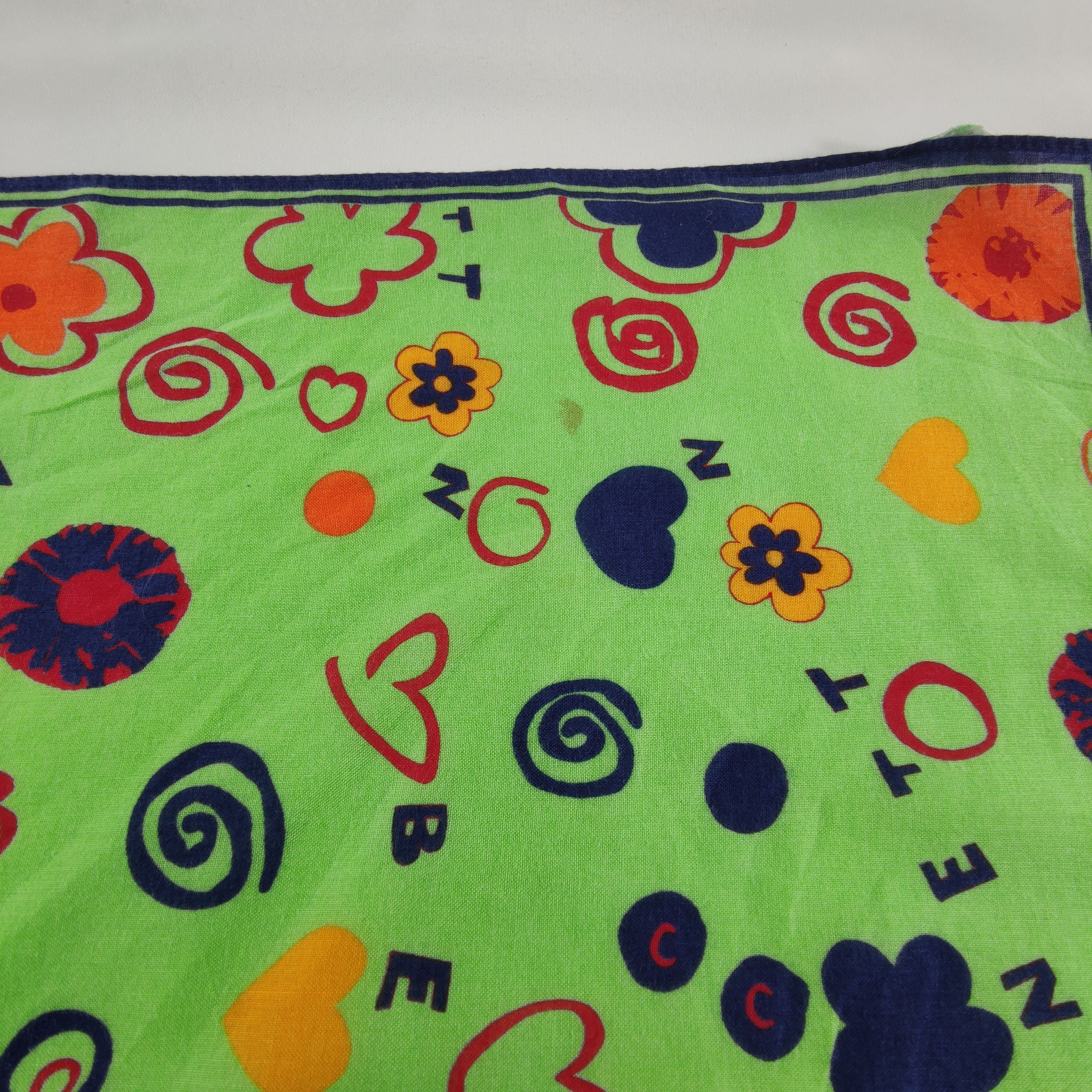 United Colors Of Benetton Benetton Handkerchief/Neckerchief/Bandana HC277 Size ONE SIZE - 4 Thumbnail