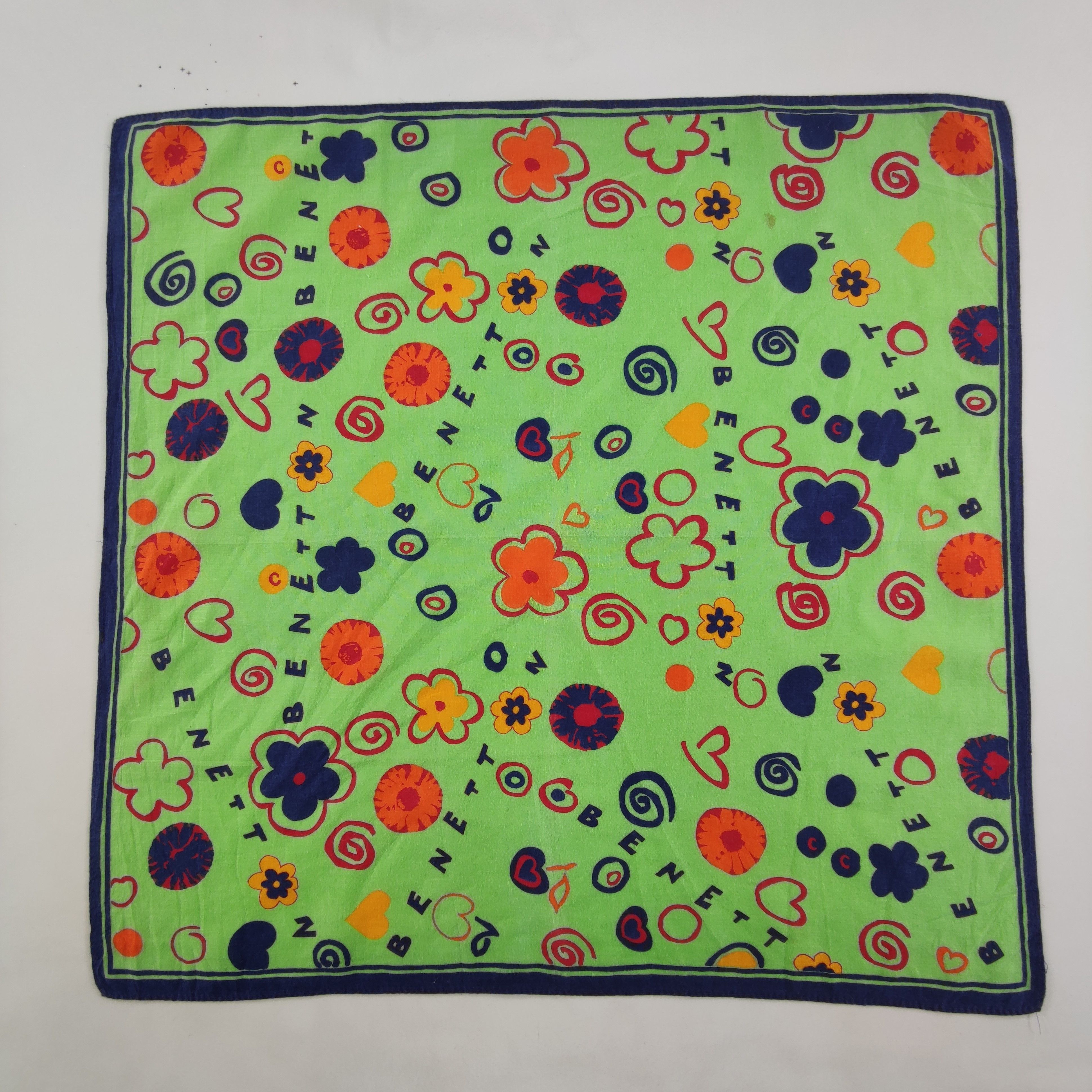 United Colors Of Benetton Benetton Handkerchief/Neckerchief/Bandana HC277 Size ONE SIZE - 2 Thumbnail