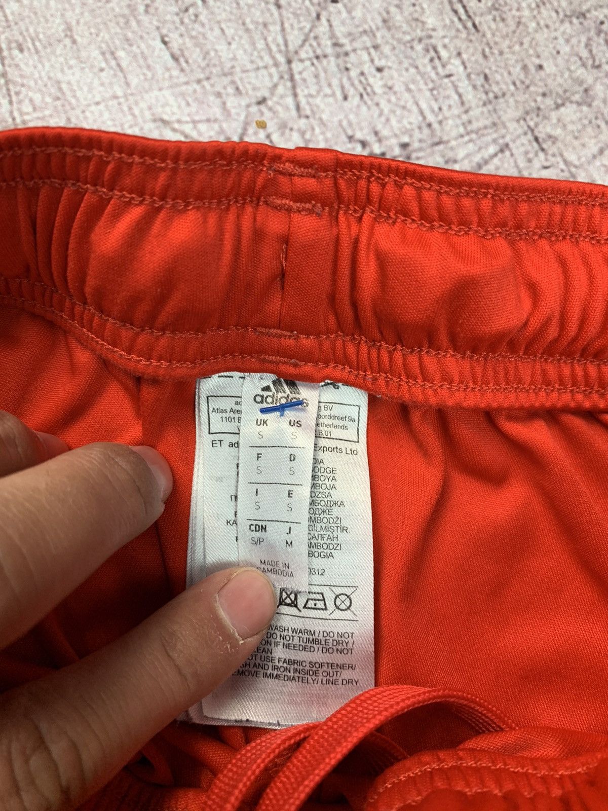 Adidas Adidas Vintage Wales Cymru Shorts Size US 30 / EU 46 - 5 Thumbnail