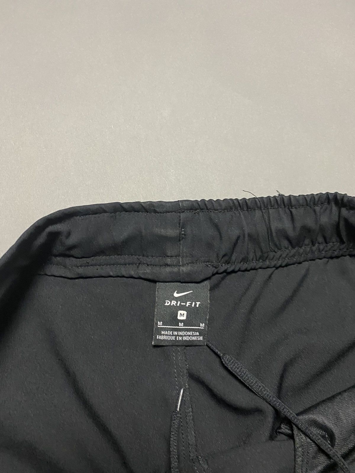 Nike × Vintage Nike vintage black track pants parachute small swoosh Size US 30 / EU 46 - 4 Thumbnail