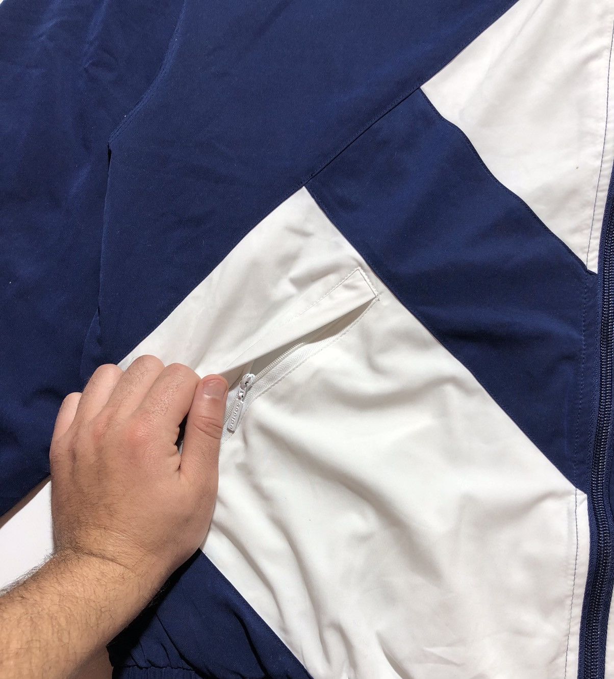Vintage Vintage 90s Adidas Jacket Size US L / EU 52-54 / 3 - 8 Thumbnail