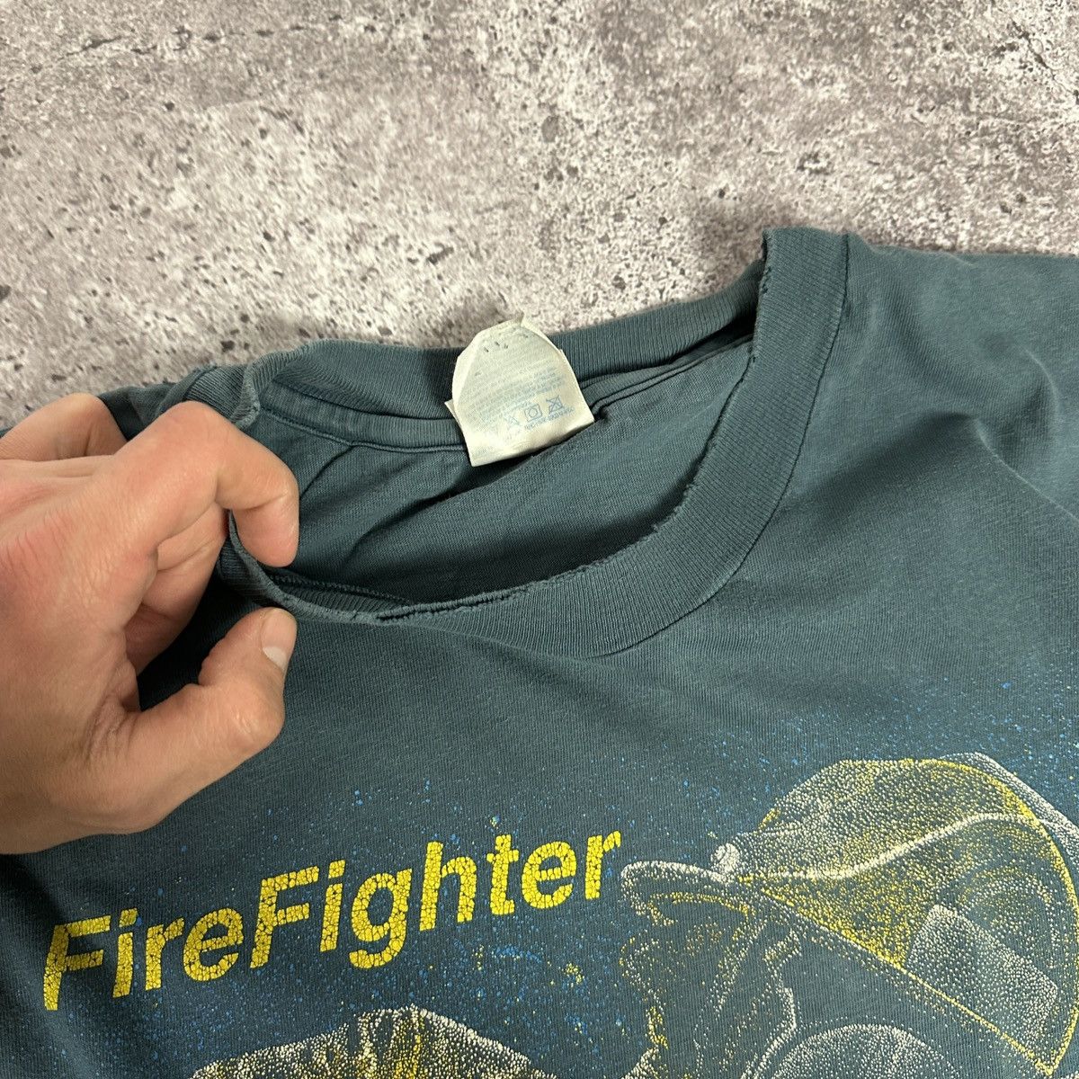 Vintage Vintage 90s FireFighter Graphic Tee Single rare Fireman Y2K Size US XL / EU 56 / 4 - 7 Thumbnail