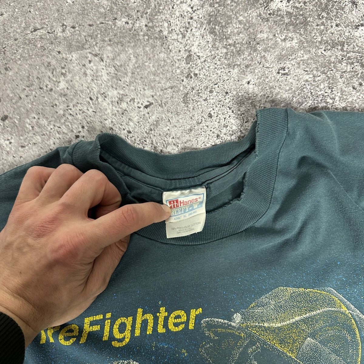 Vintage Vintage 90s FireFighter Graphic Tee Single rare Fireman Y2K Size US XL / EU 56 / 4 - 6 Thumbnail