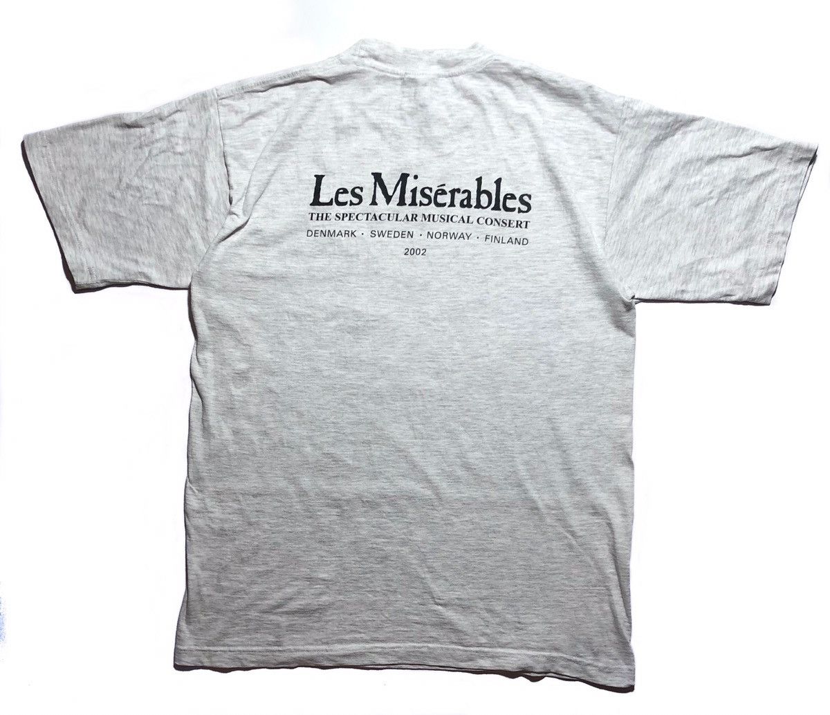 Vintage Vintage Les Miserables 1986 T-Shirt Size US S / EU 44-46 / 1 - 2 Thumbnail