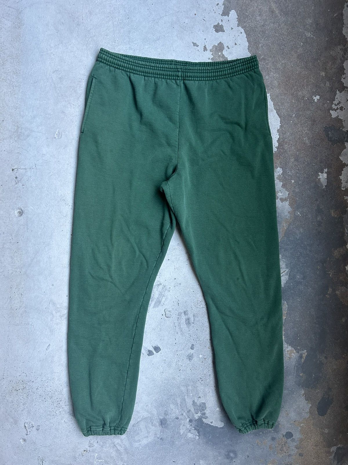 Russell Athletic × Vintage Vintage Russell Made In USA Sweatpants Joggers Size US 32 / EU 48 - 1 Thumbnail