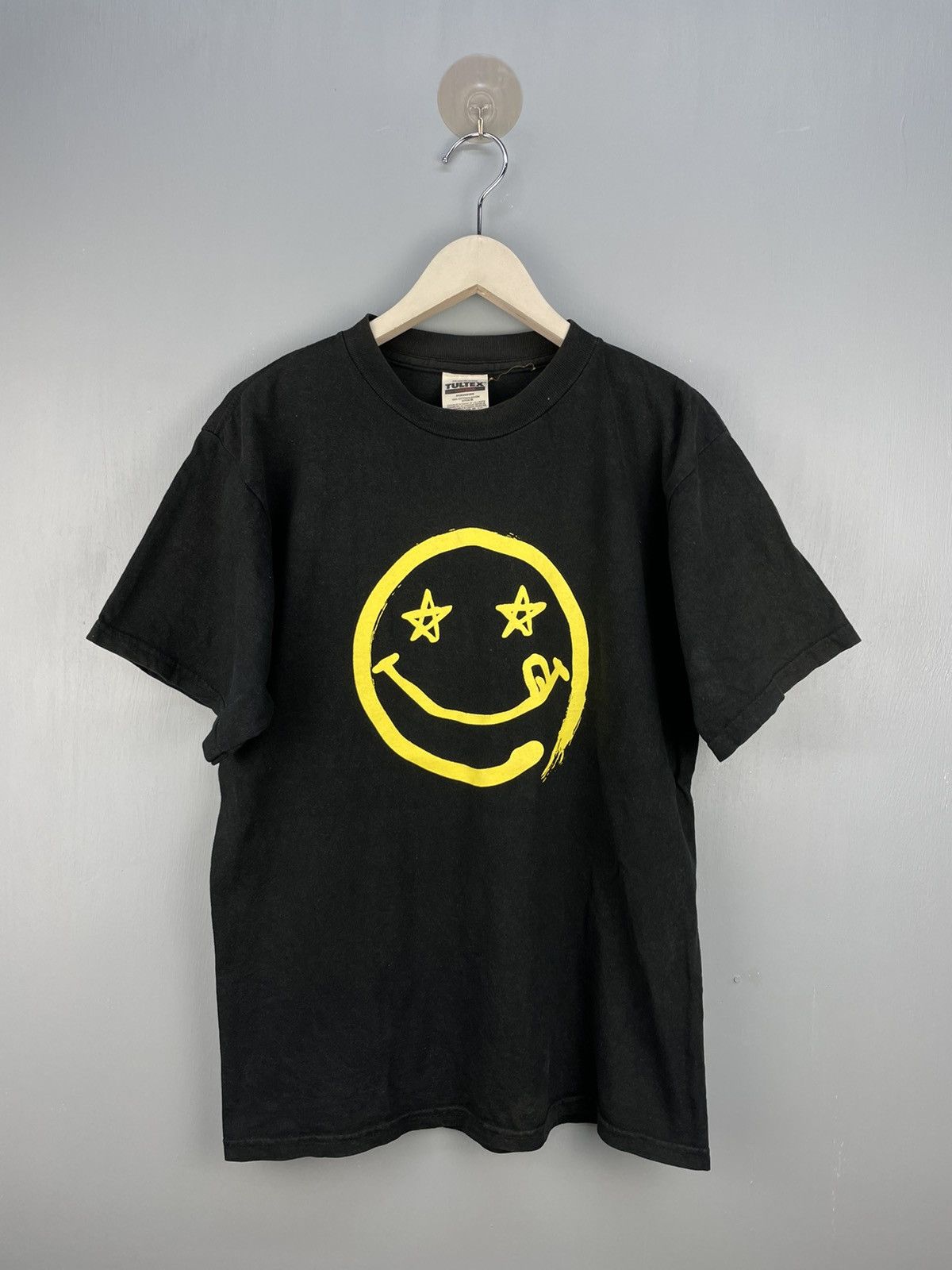Band Tees Vintage Y2K smile emoji Love & peace Nirvana style t shirt Size US M / EU 48-50 / 2 - 1 Thumbnail
