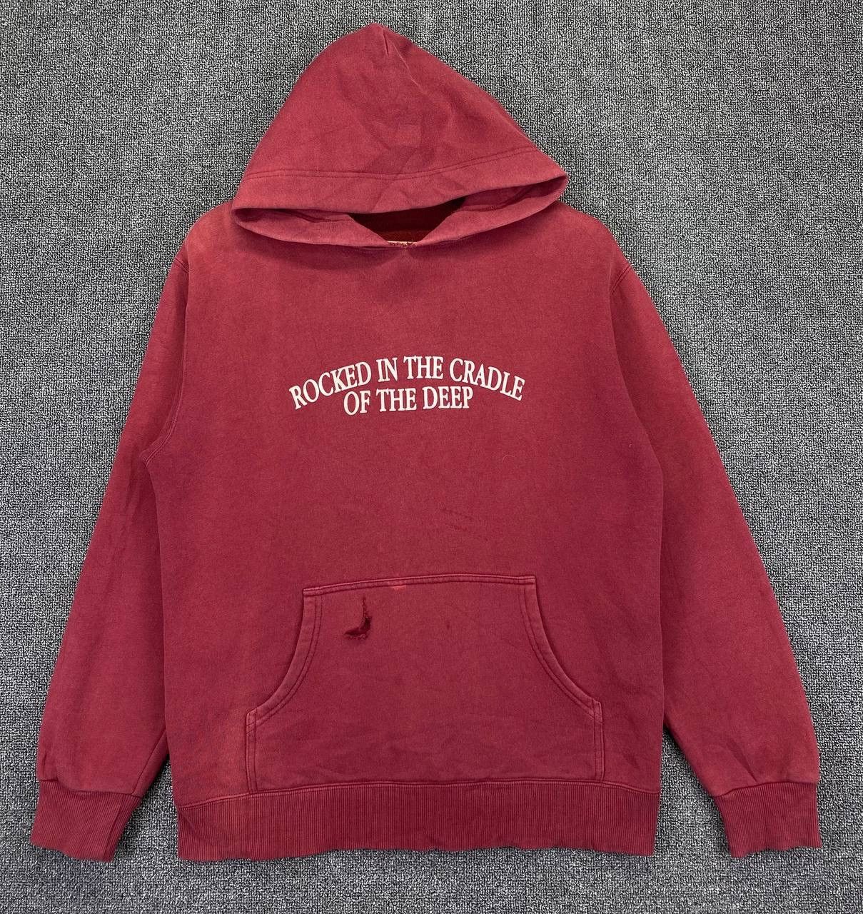 Band Tees Vintage Rocked in The Cradle Of The Deep Hoodie Sweatshirts Size US M / EU 48-50 / 2 - 6 Thumbnail
