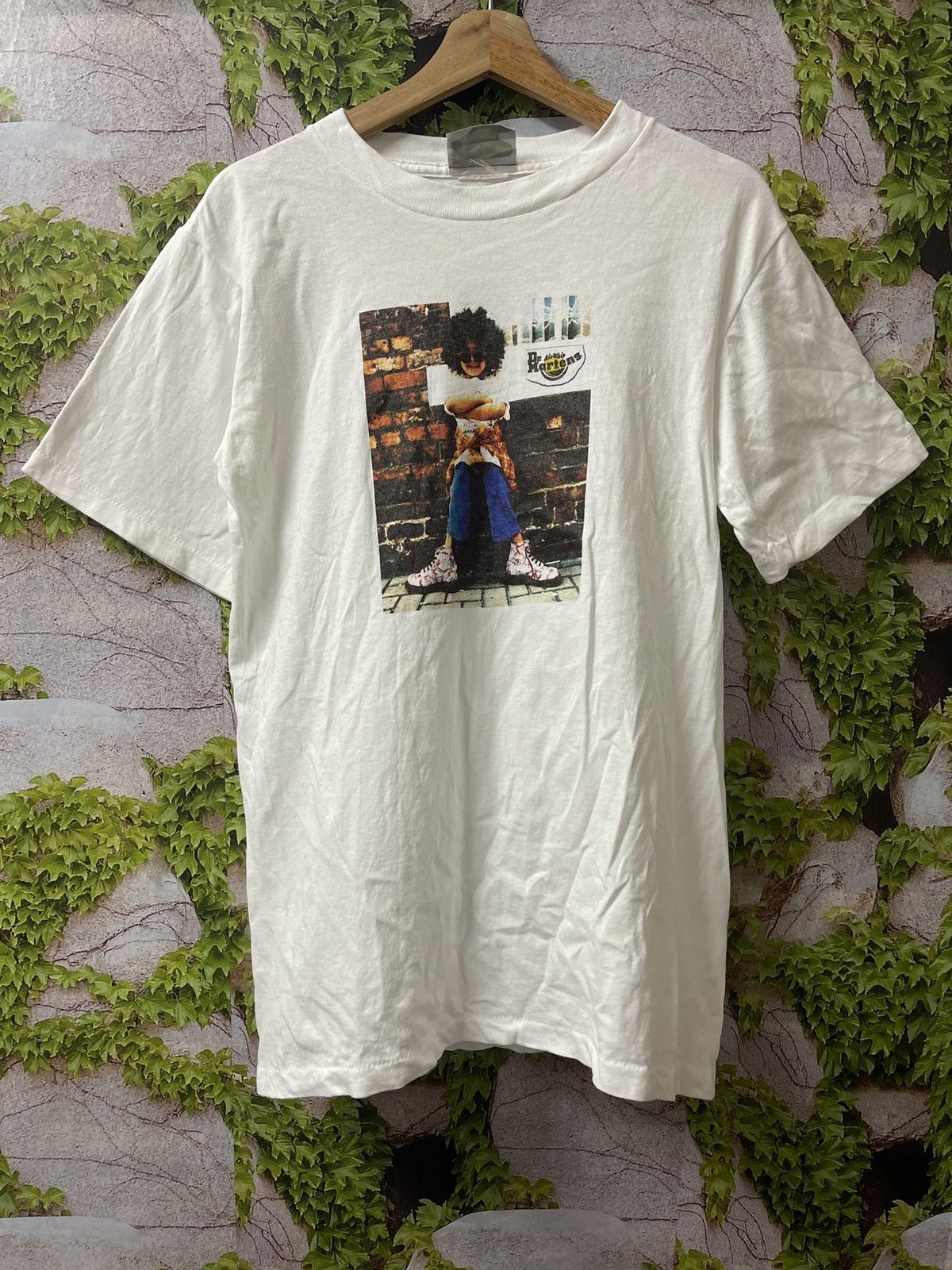 Dr. Martens VINTAGE DR MARTENS PHOTO TEE VERY RARE Size US M / EU 48-50 / 2 - 1 Thumbnail