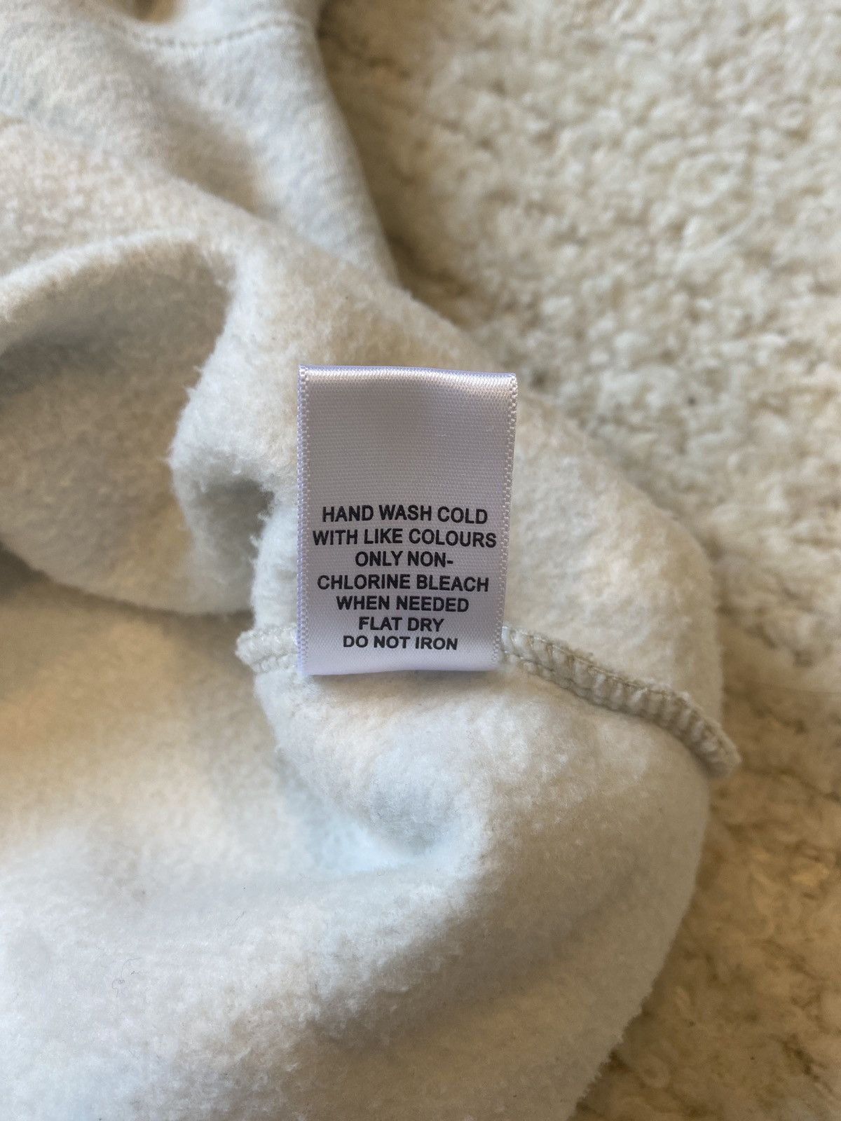 Essentials × Fear of God Fear of God Essentials Hoodie Oatmeal sz M Size US M / EU 48-50 / 2 - 7 Thumbnail